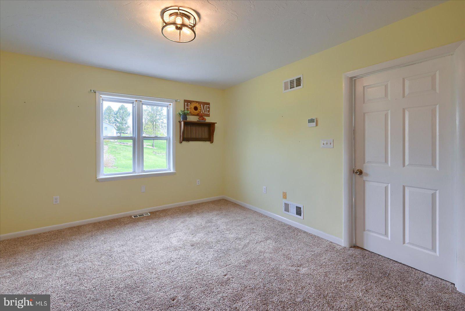 SPRING GROVE - Residential