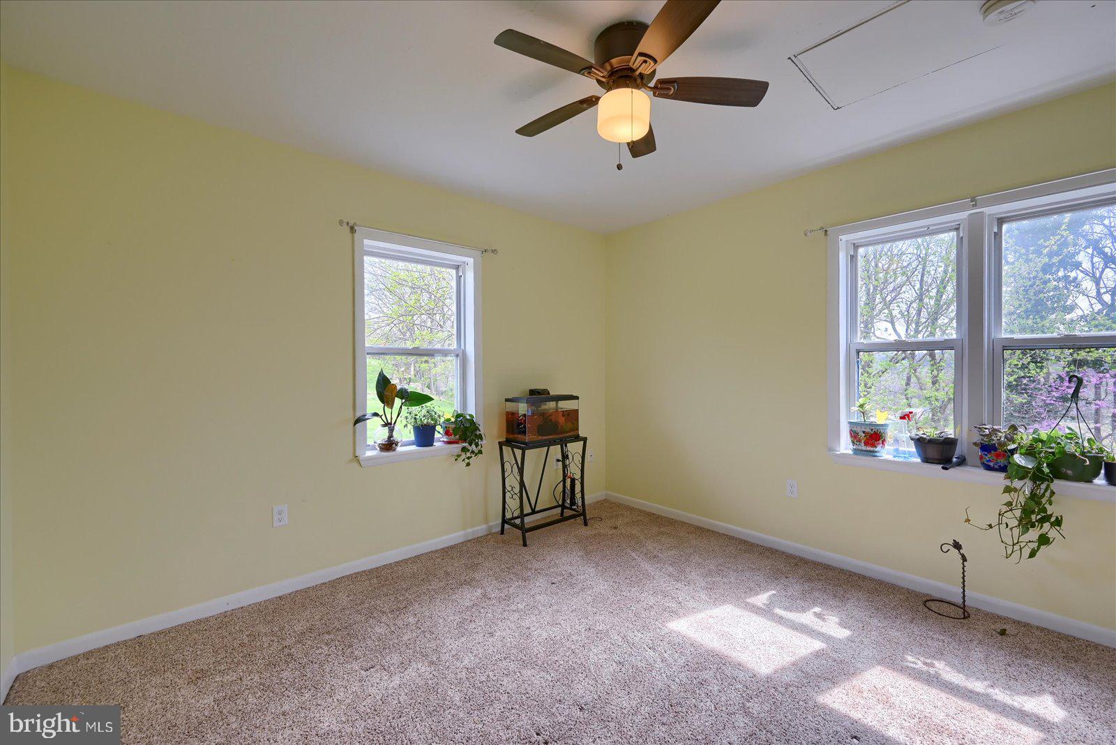 SPRING GROVE - Residential