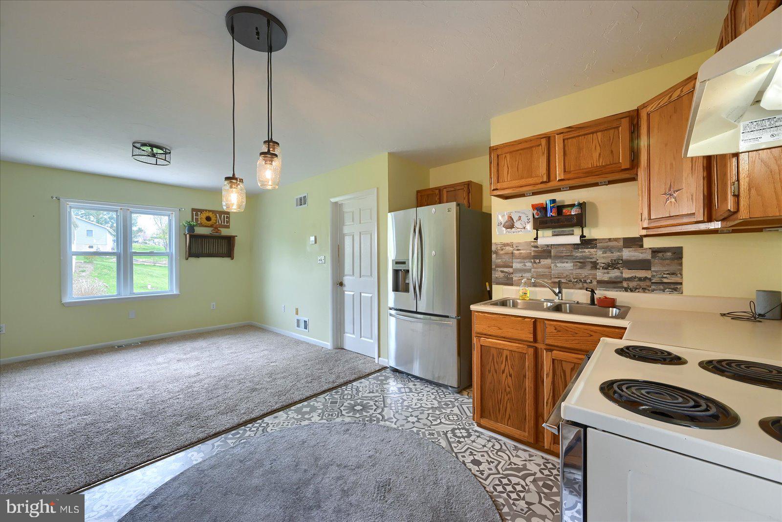 SPRING GROVE - Residential