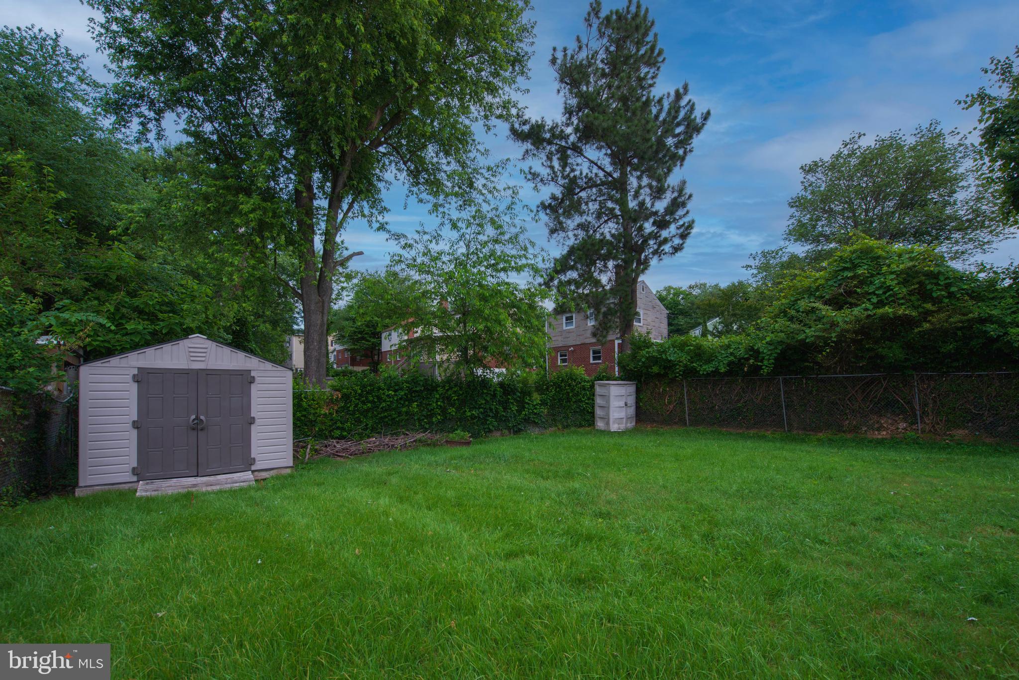 WOODLAWN - Residential