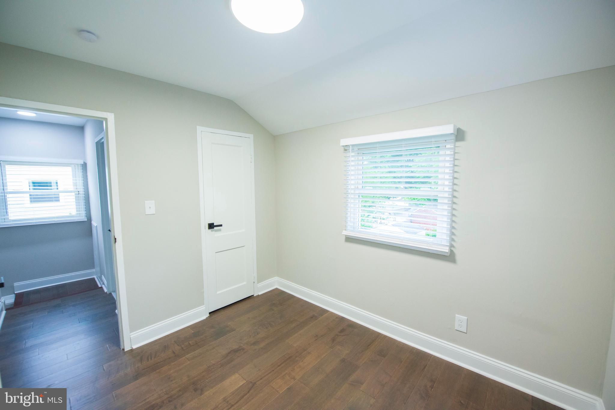 WOODLAWN - Residential