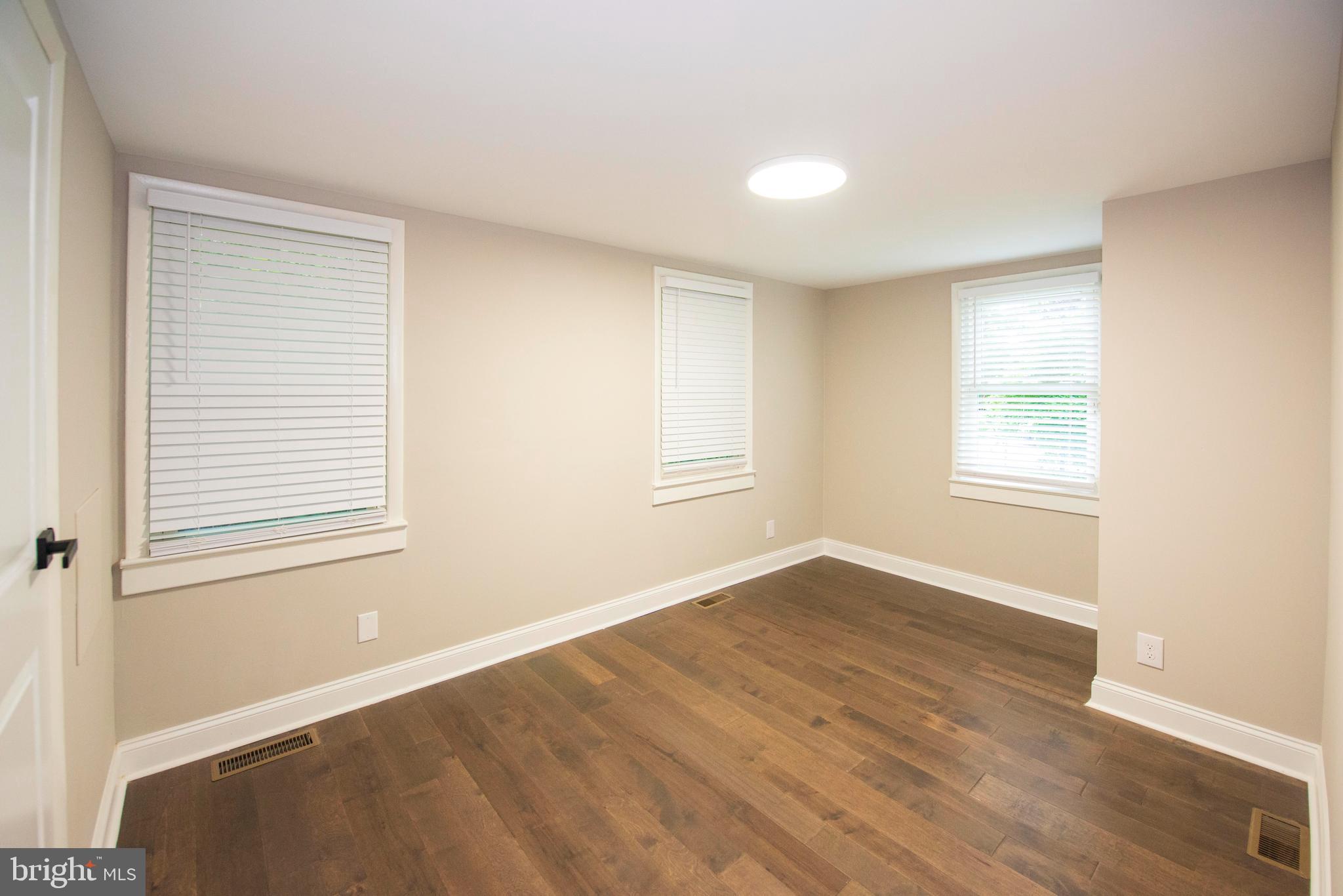 WOODLAWN - Residential