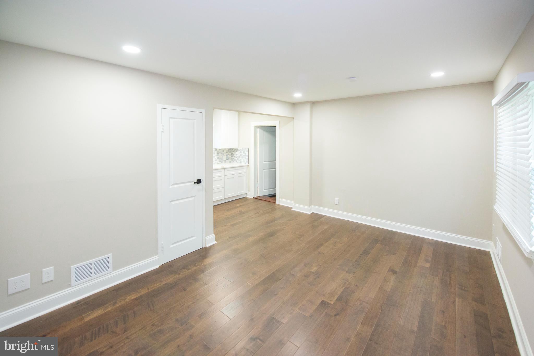 WOODLAWN - Residential