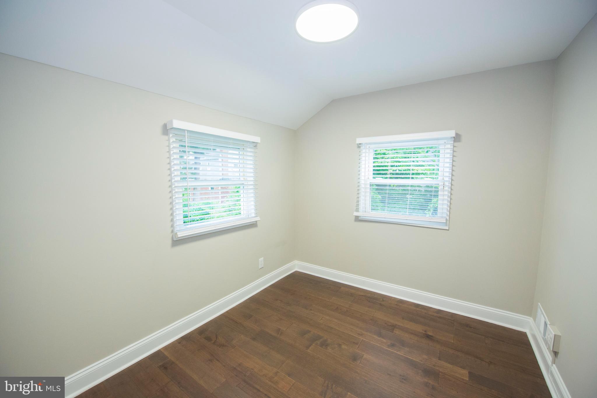 WOODLAWN - Residential