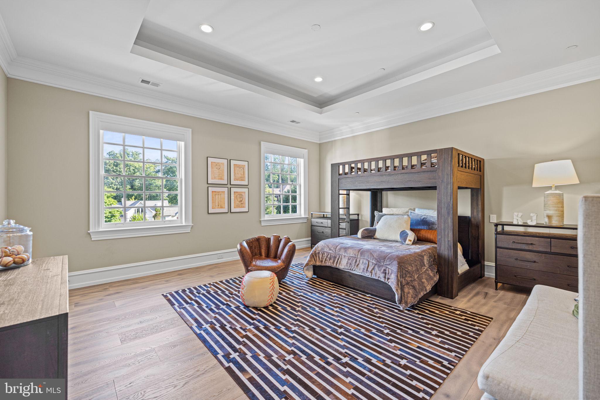 POTOMAC VILLAGE - Residential