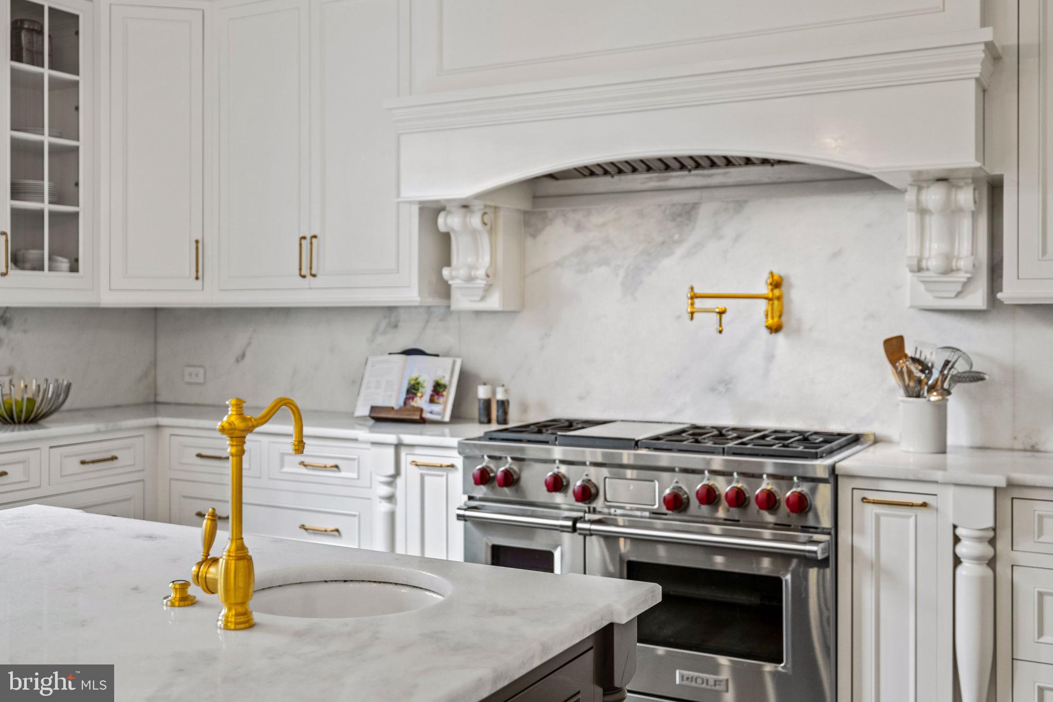 POTOMAC VILLAGE - Residential