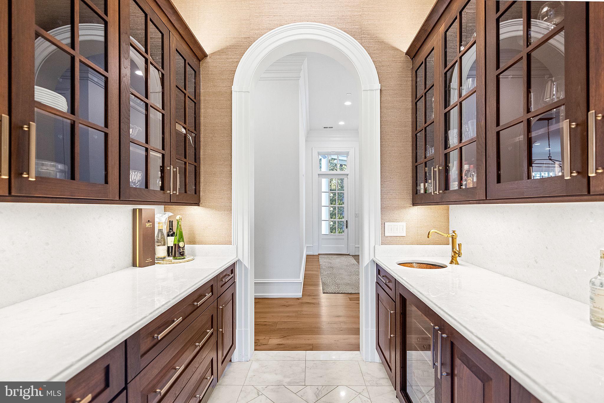 POTOMAC VILLAGE - Residential