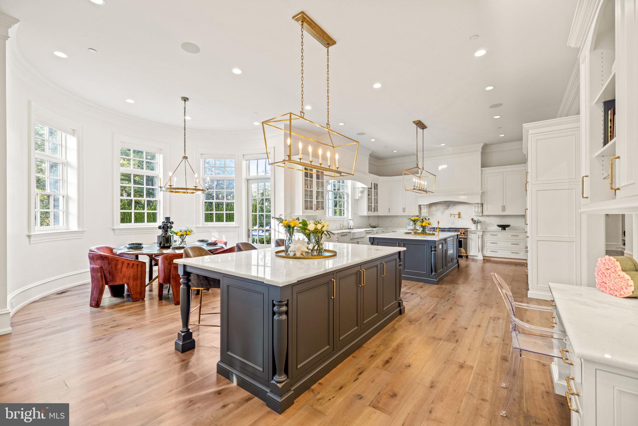 POTOMAC VILLAGE - Residential