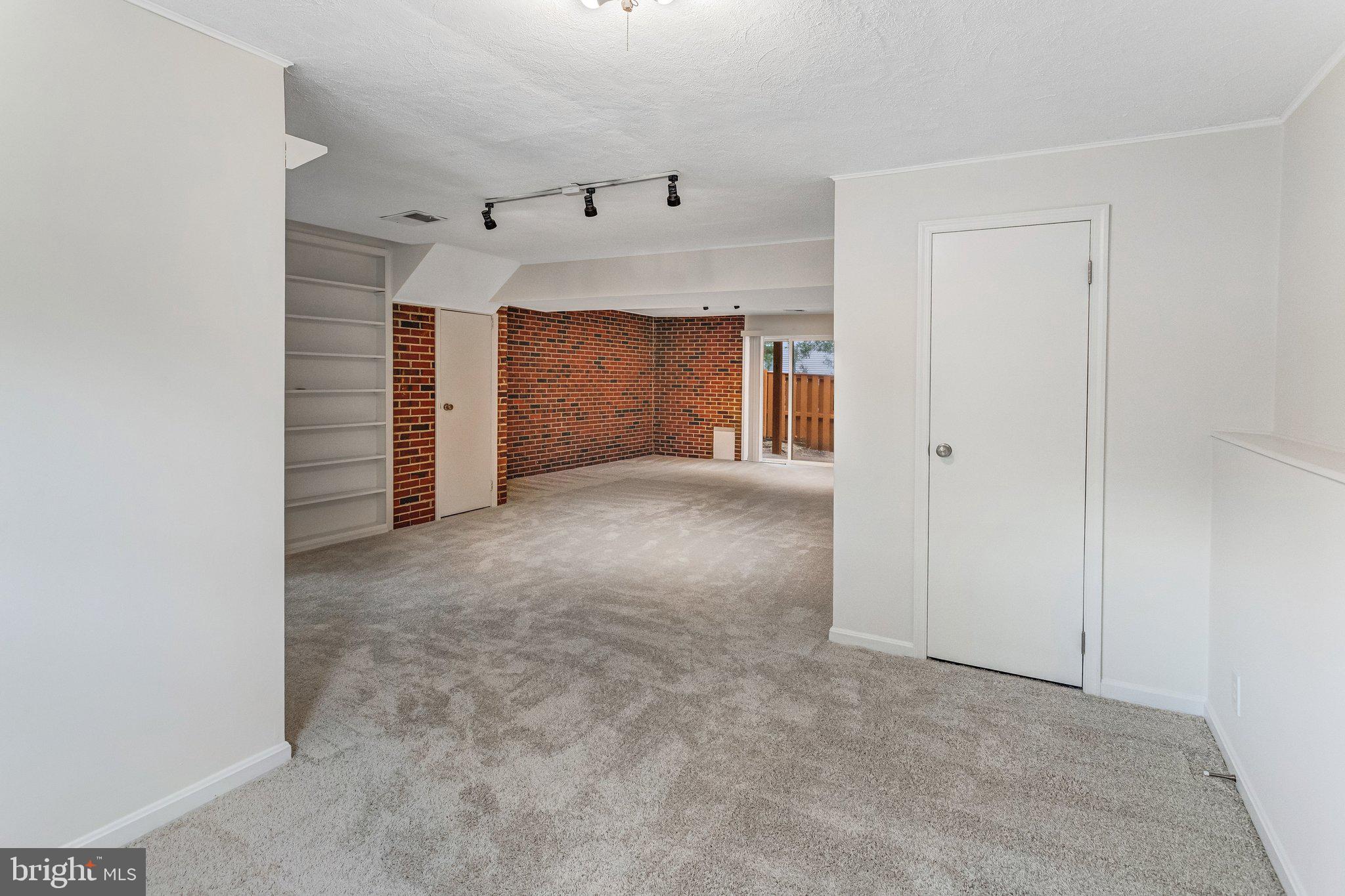 13828 ASHINGTON COURT