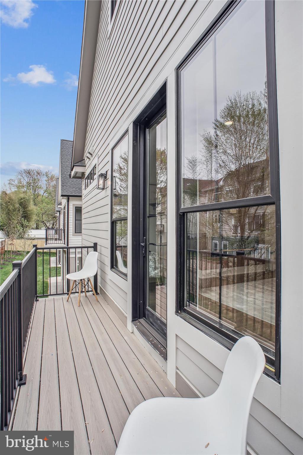 HALEMHURST - Residential