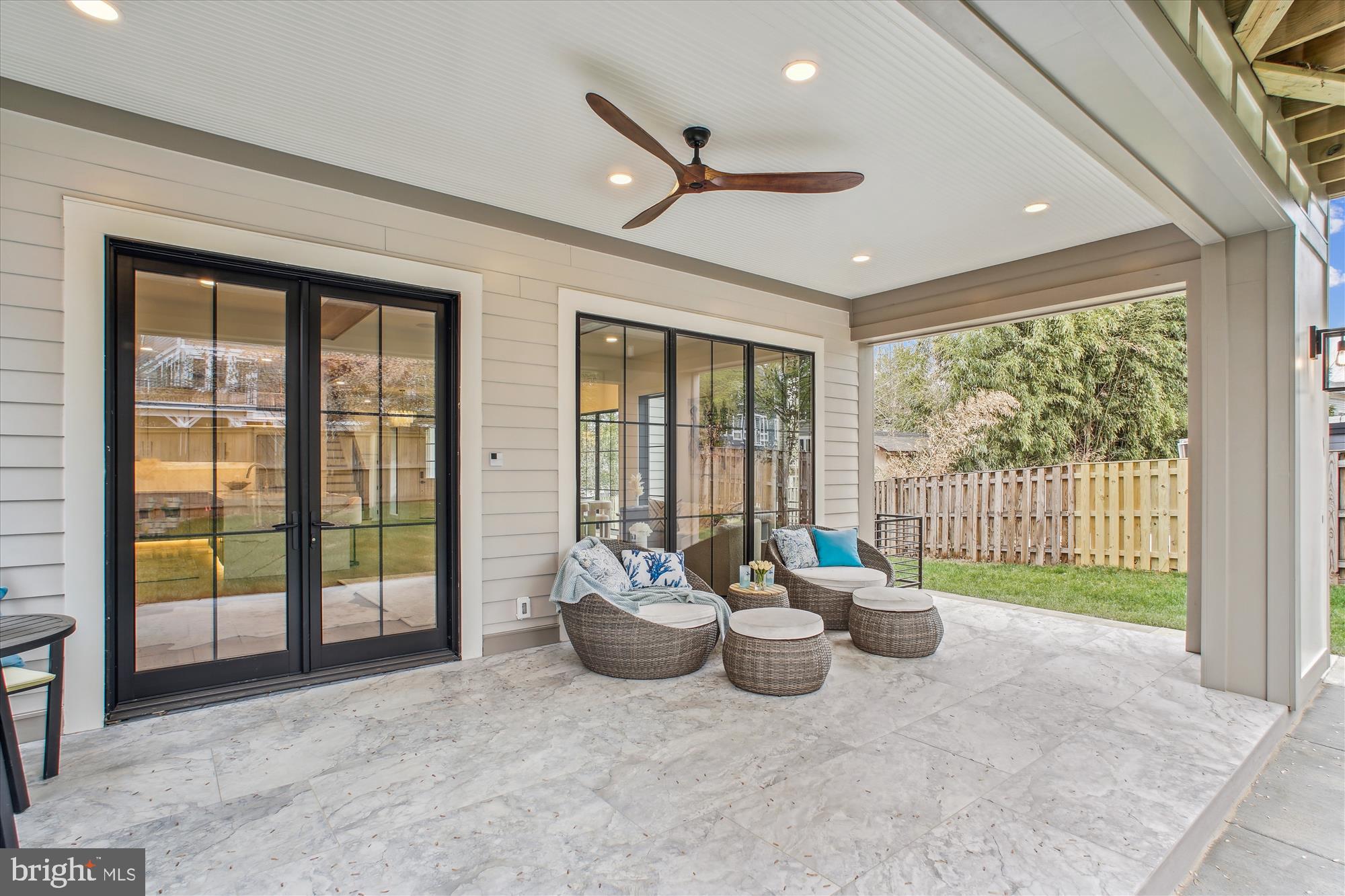 HALEMHURST - Residential