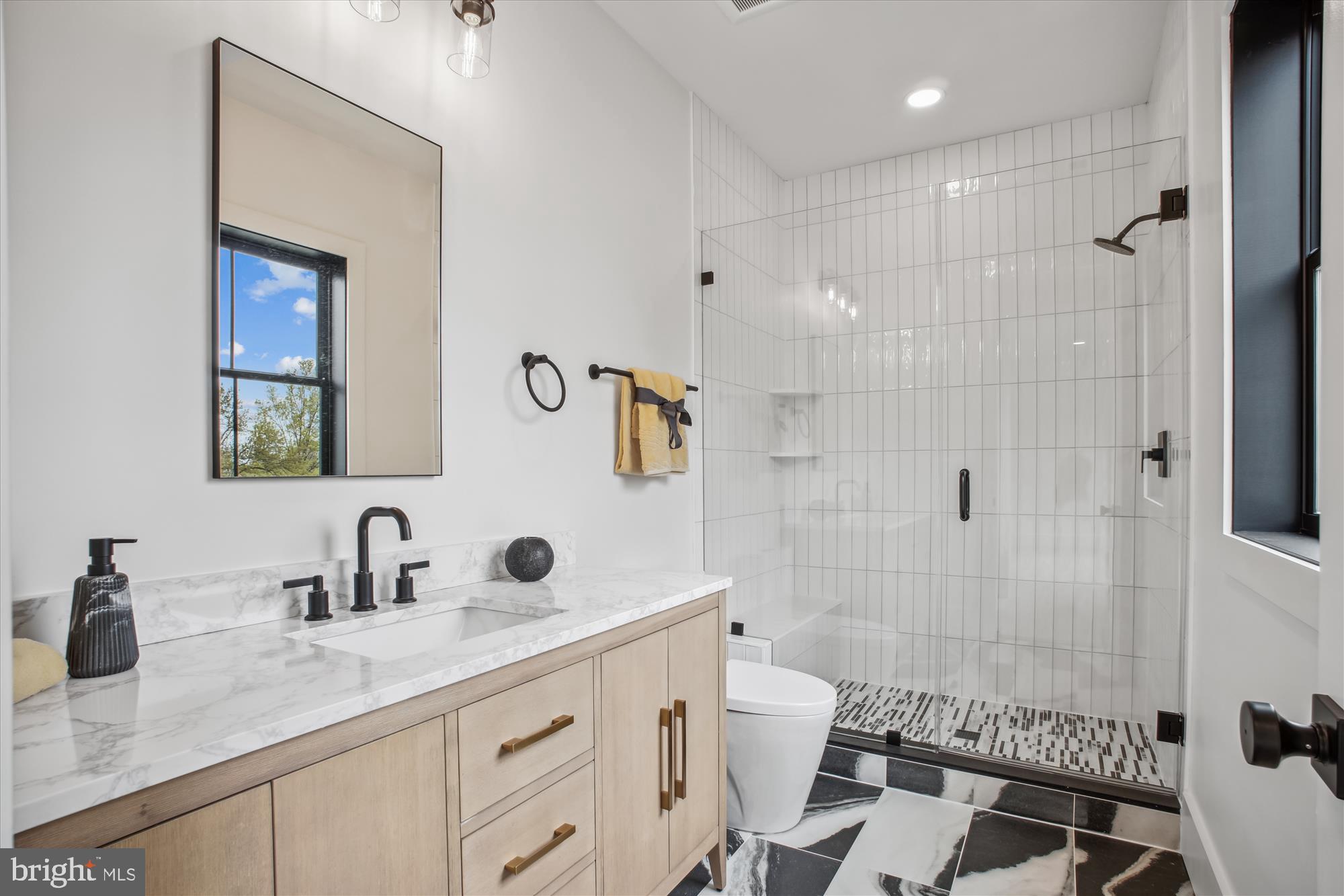 HALEMHURST - Residential