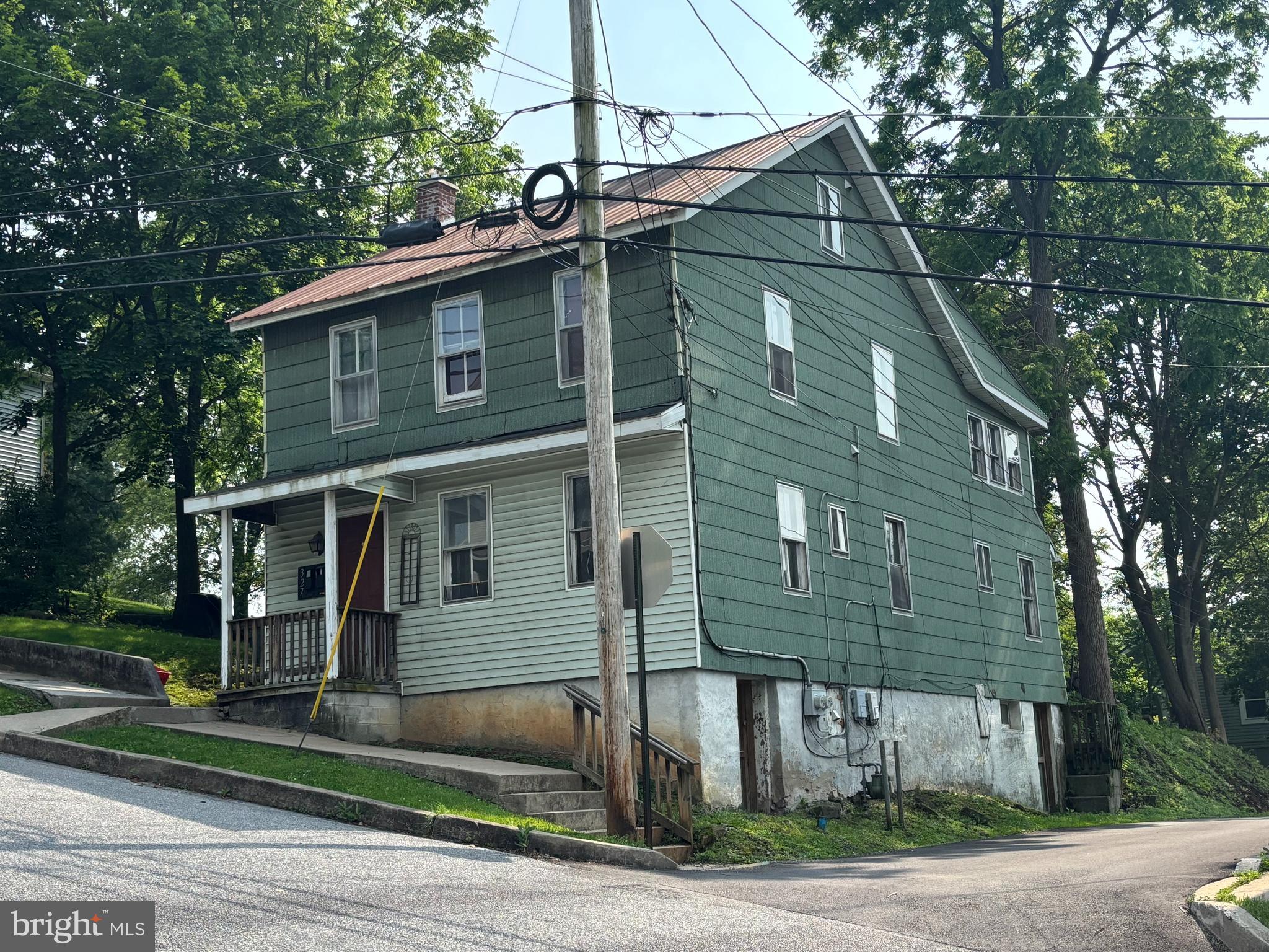 Investment Opportunity in the Heart of Bellefonte Borough!
This duplex located in the Bellefonte Borough offers an excellent opportunity for investors or owner-occupants looking to generate rental income. The property features a spacious 2-bedroom, 1-bath apartment on the first floor and a 1-bedroom, 1-bath apartment on the second floor, each with separate electric meters for tenant convenience and landlord ease.
Key features include a newer gas furnace and hot water tank, providing reliable and efficient hot water gas heat in the first-floor unit. The building also boasts a durable metal roof, washer and dryer hookups, and attic storage—perfect for added tenant or owner use.
Centrally located in the desirable Bellefonte Borough, this property offers easy access to local shops, dining, and amenities, making it attractive to renters and increasing its long-term value. Don't miss your chance to own a smart investment in one of Centre County's most charming communities!
Schedule your showing today!
