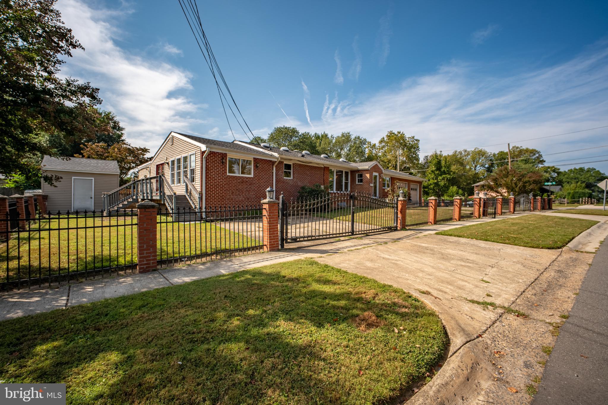 4104 TULARE DRIVE