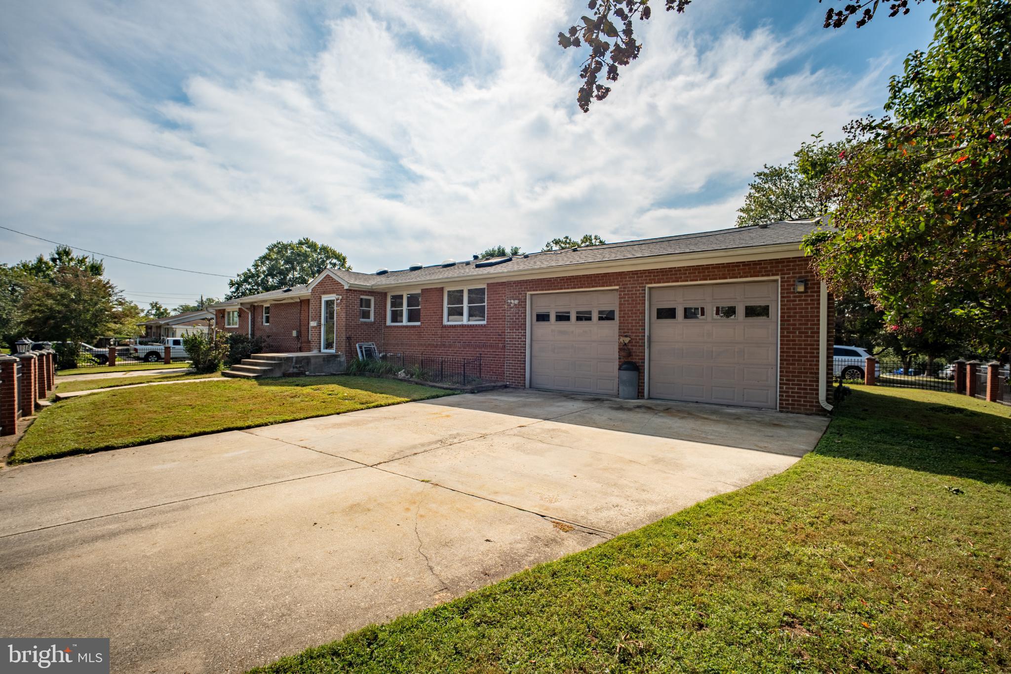 4104 TULARE DRIVE