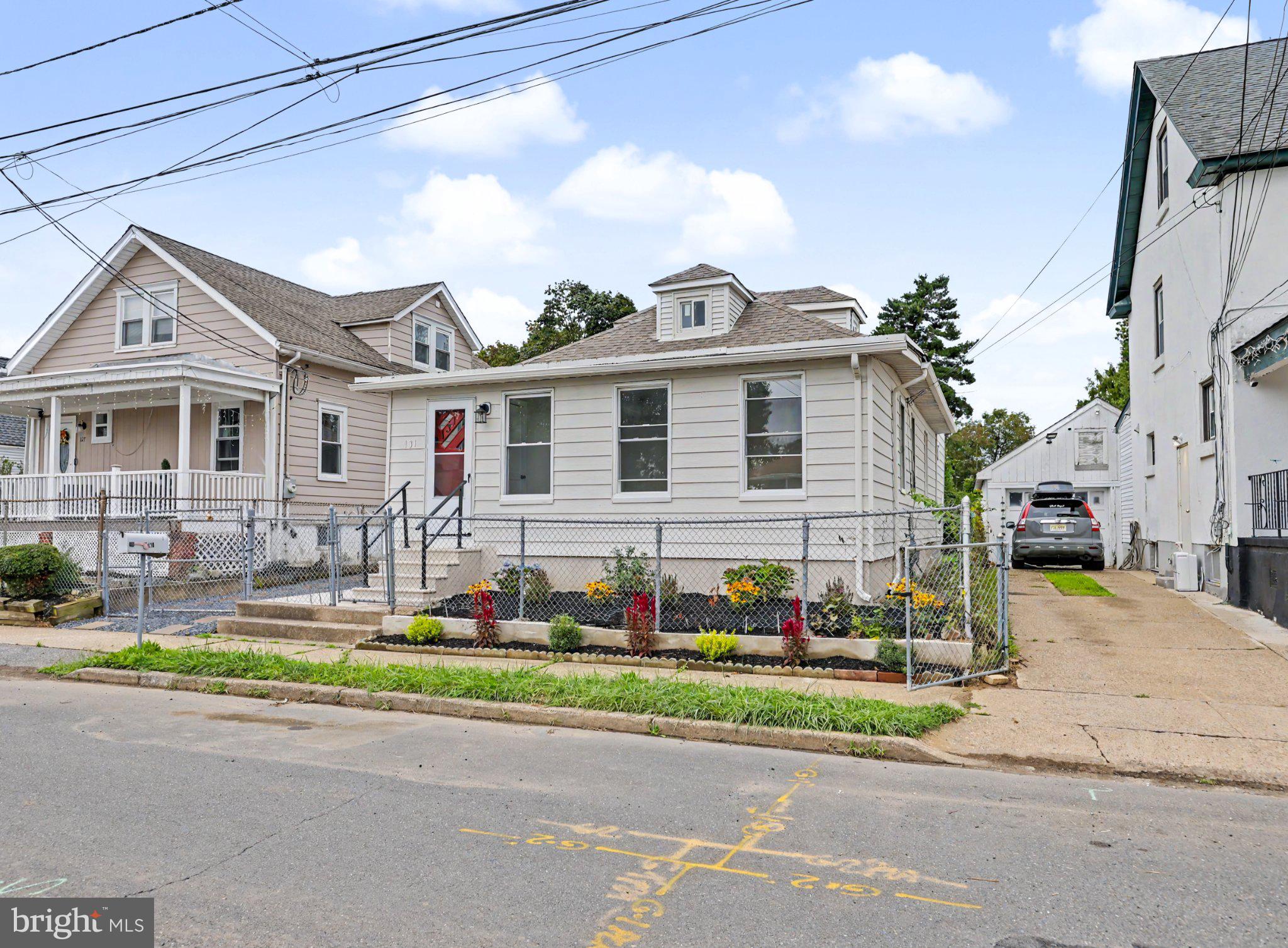 131 HAZEL AVENUE