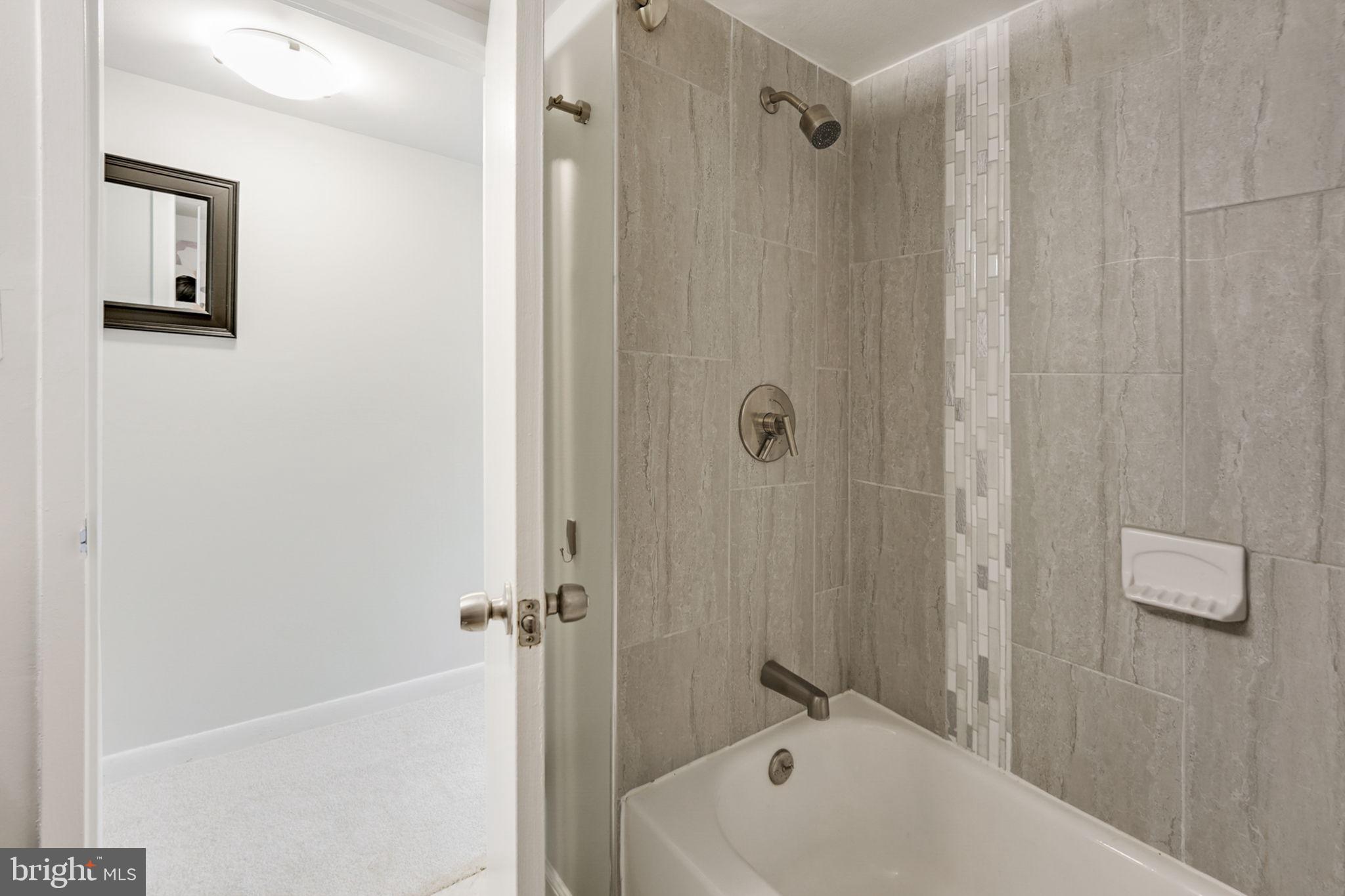 NORTHGATE CONDO - Residential