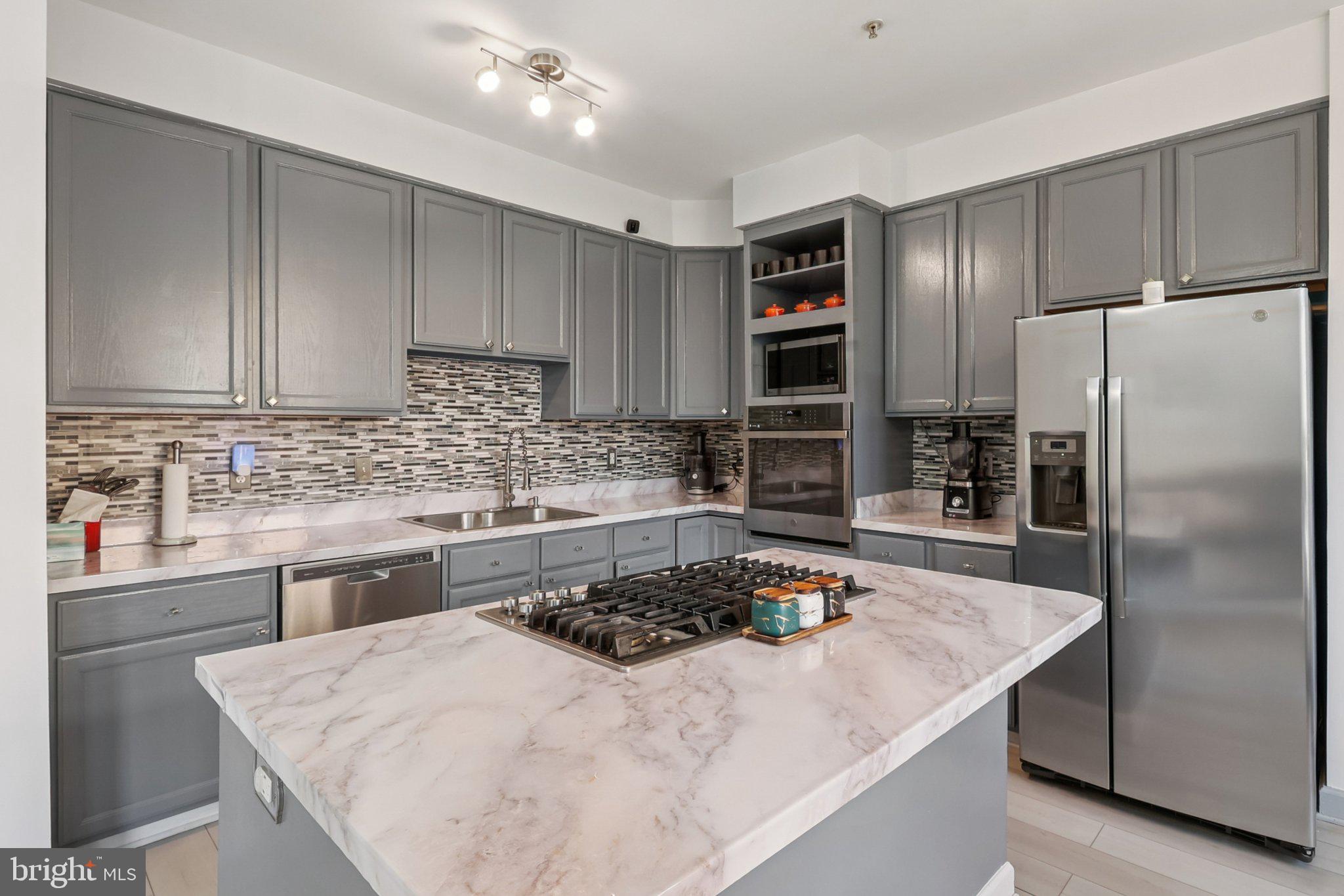 PARKER FARM - Residential