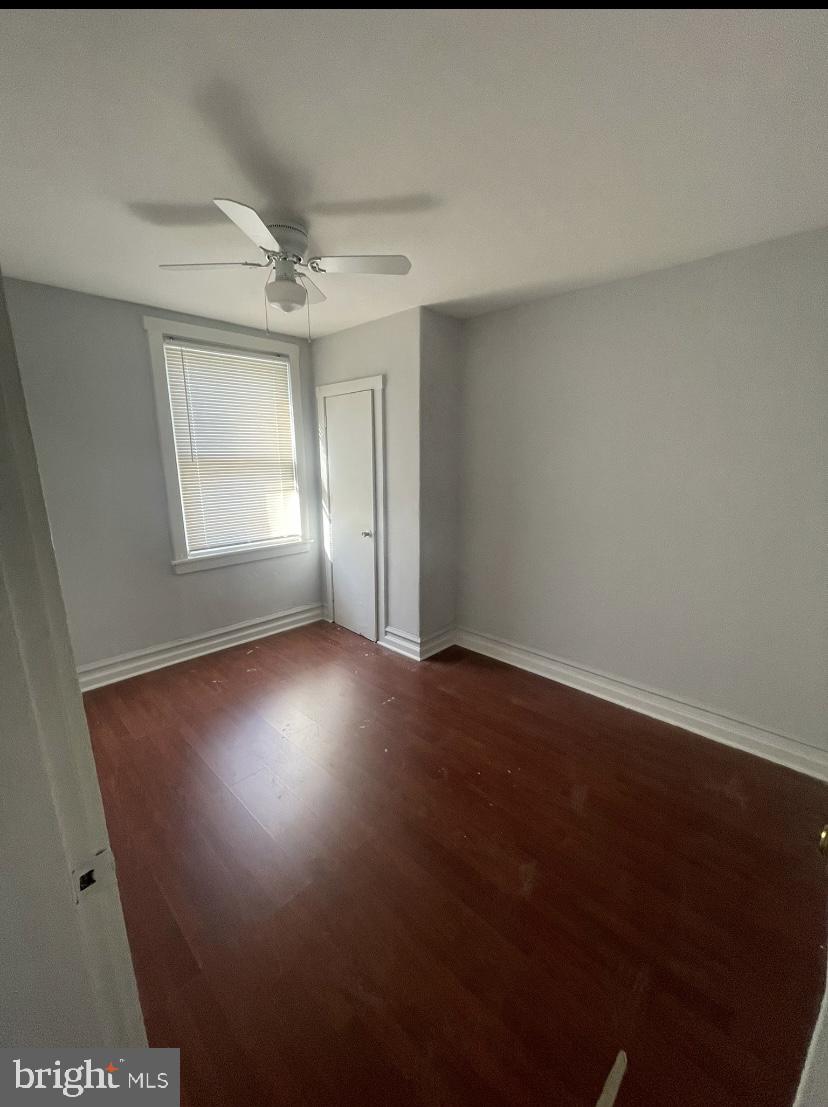 ELMWOOD PARK - Residential Lease