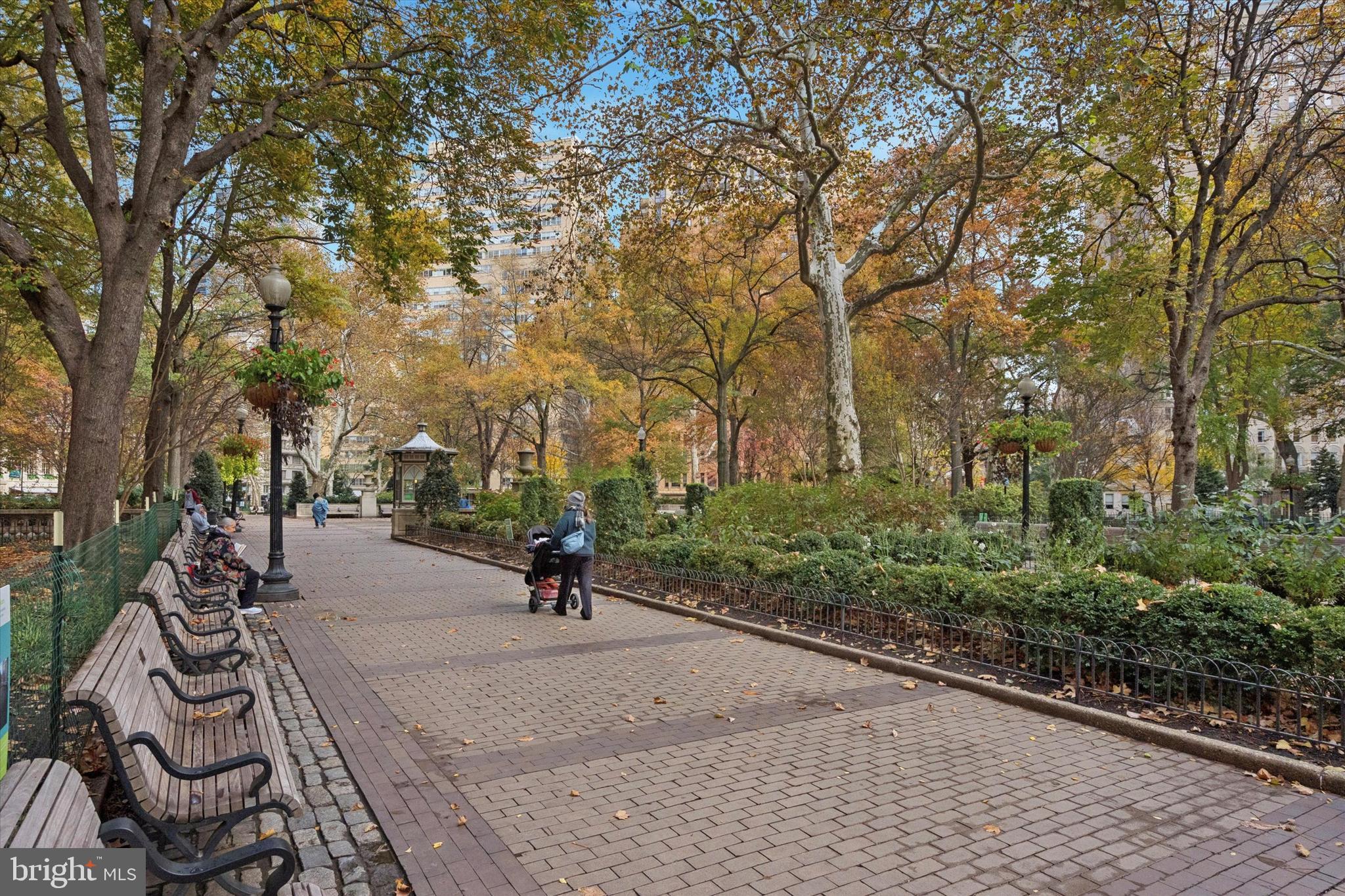 RITTENHOUSE SQUARE - Residential Lease