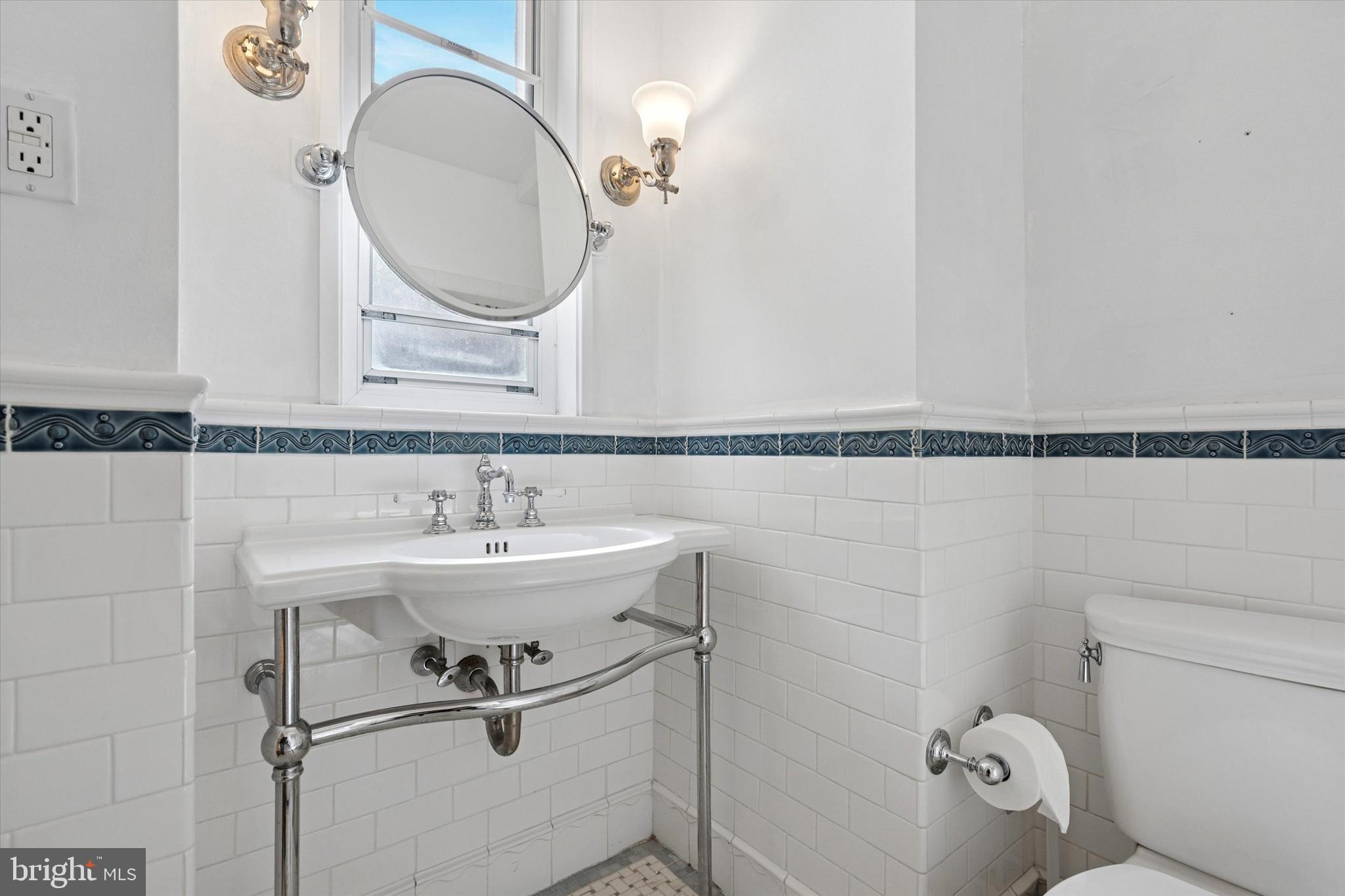 RITTENHOUSE SQUARE - Residential Lease