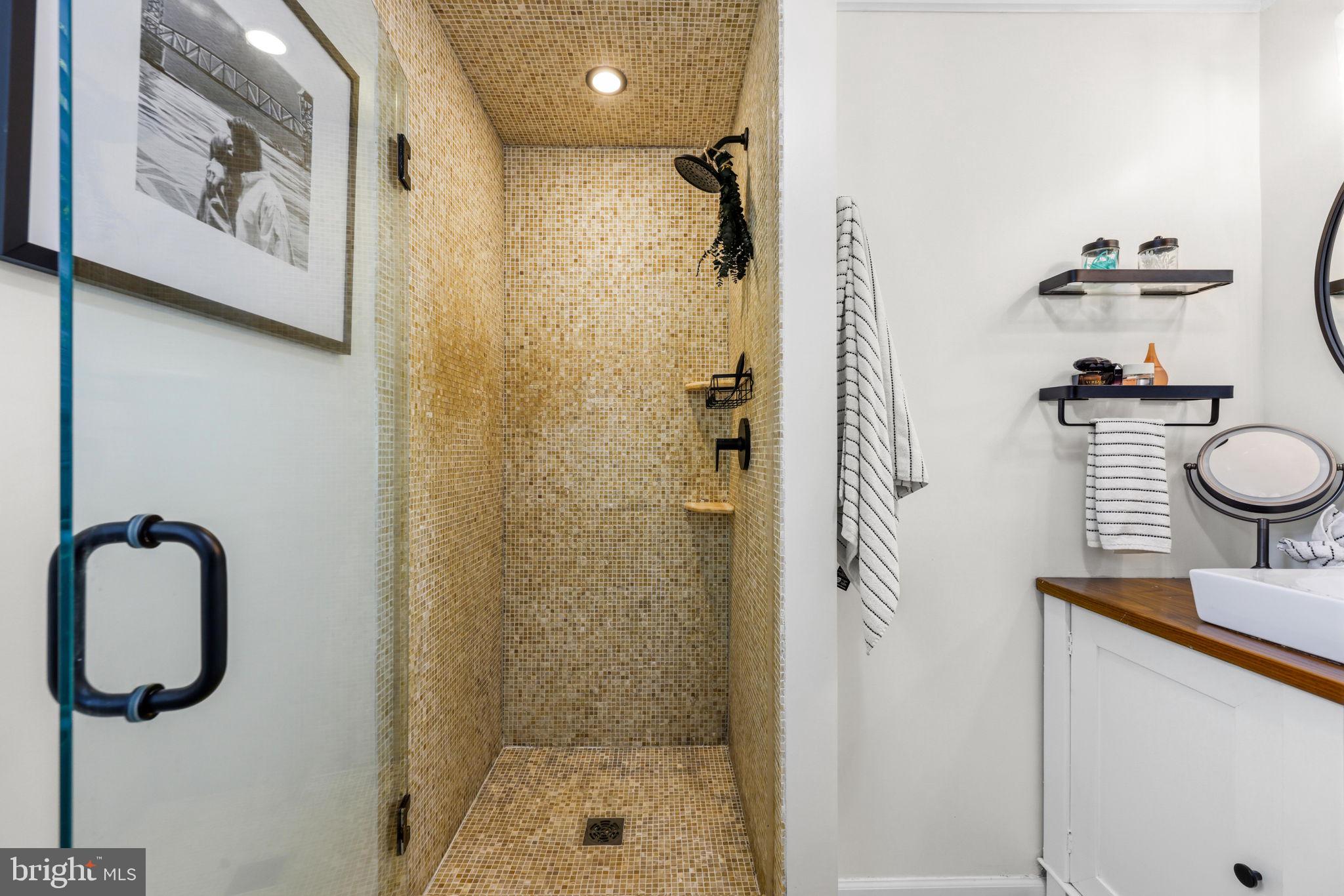 MAYS CHAPEL - Residential