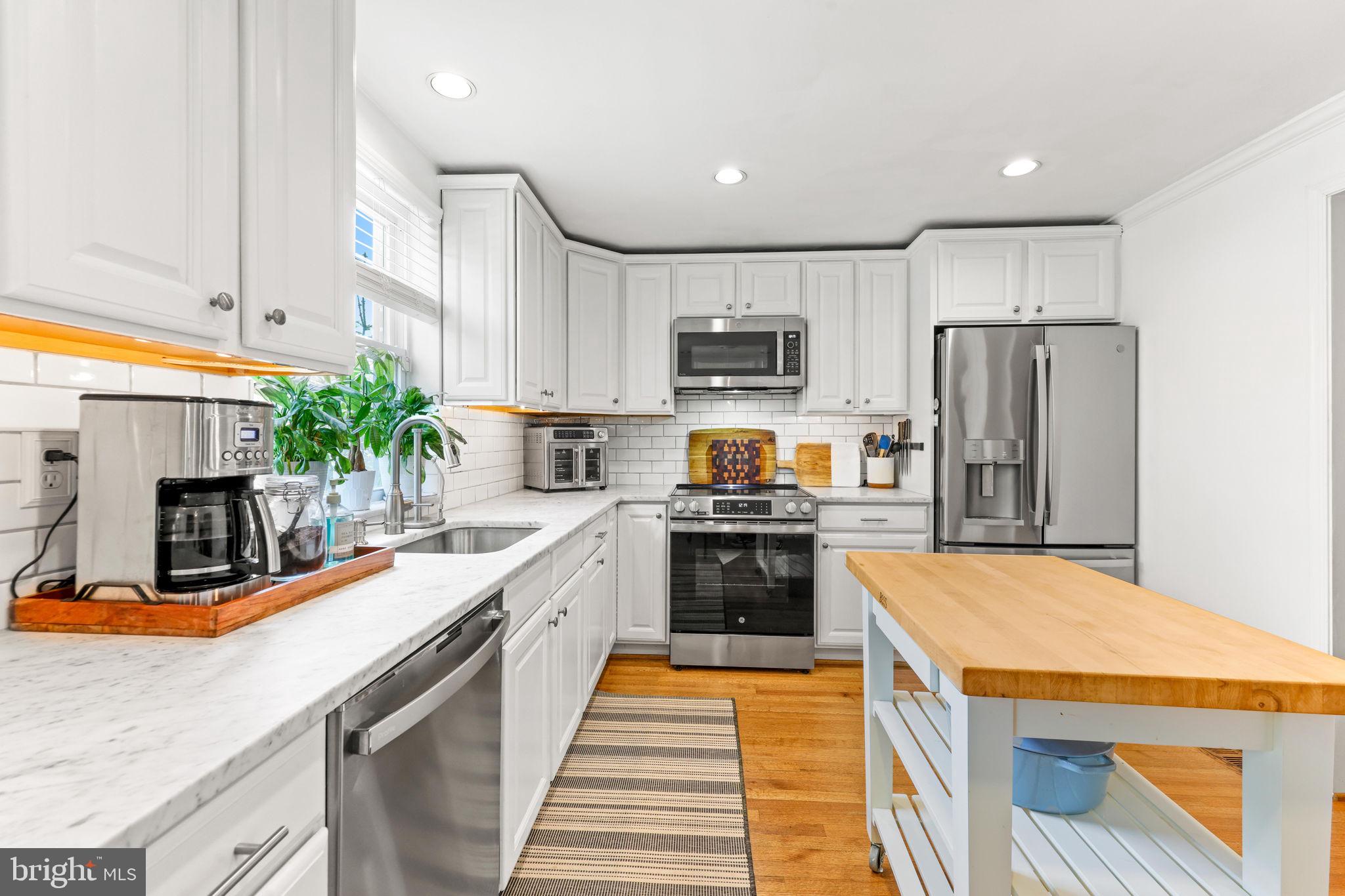 MAYS CHAPEL - Residential