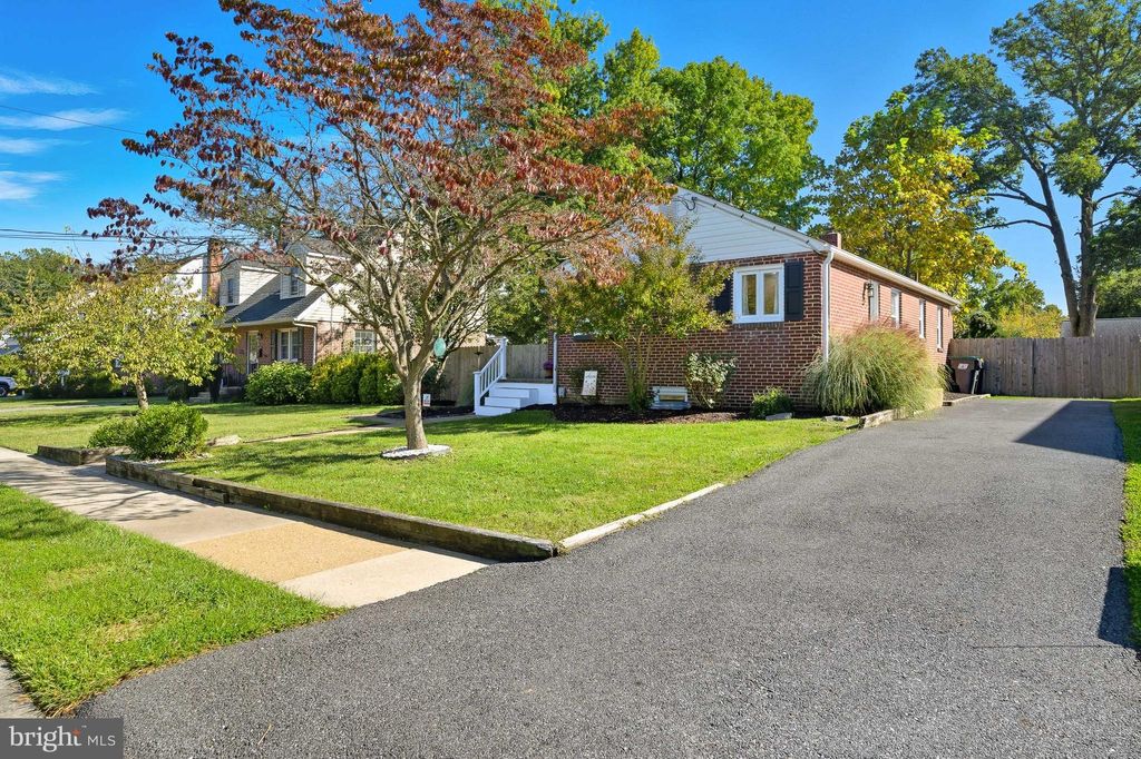 Photo of 216 Duncan Avenue N, WILMINGTON, DE 19803 (MLS # DENC2091032)