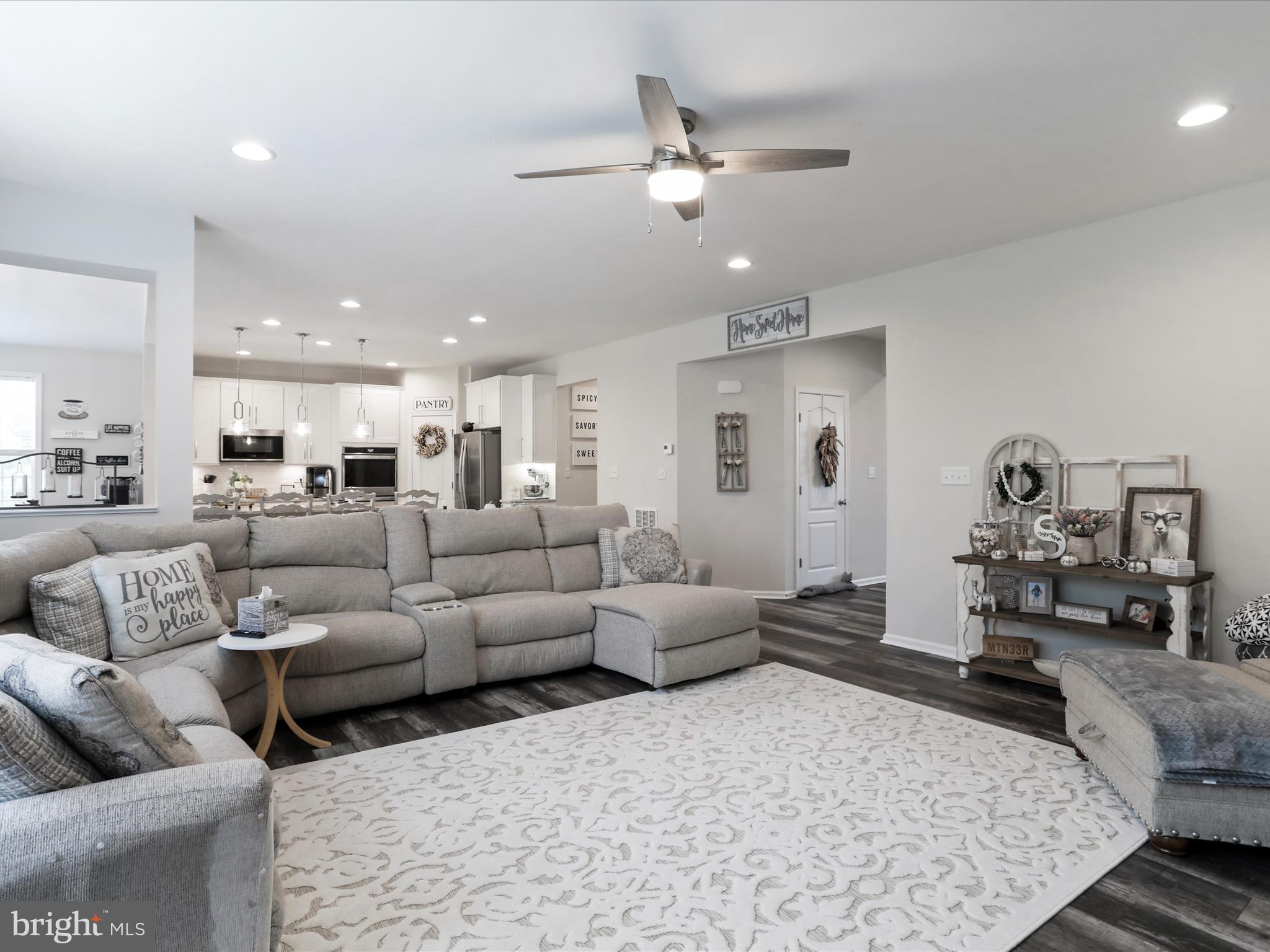 MARTINSBURG STATION - Residential