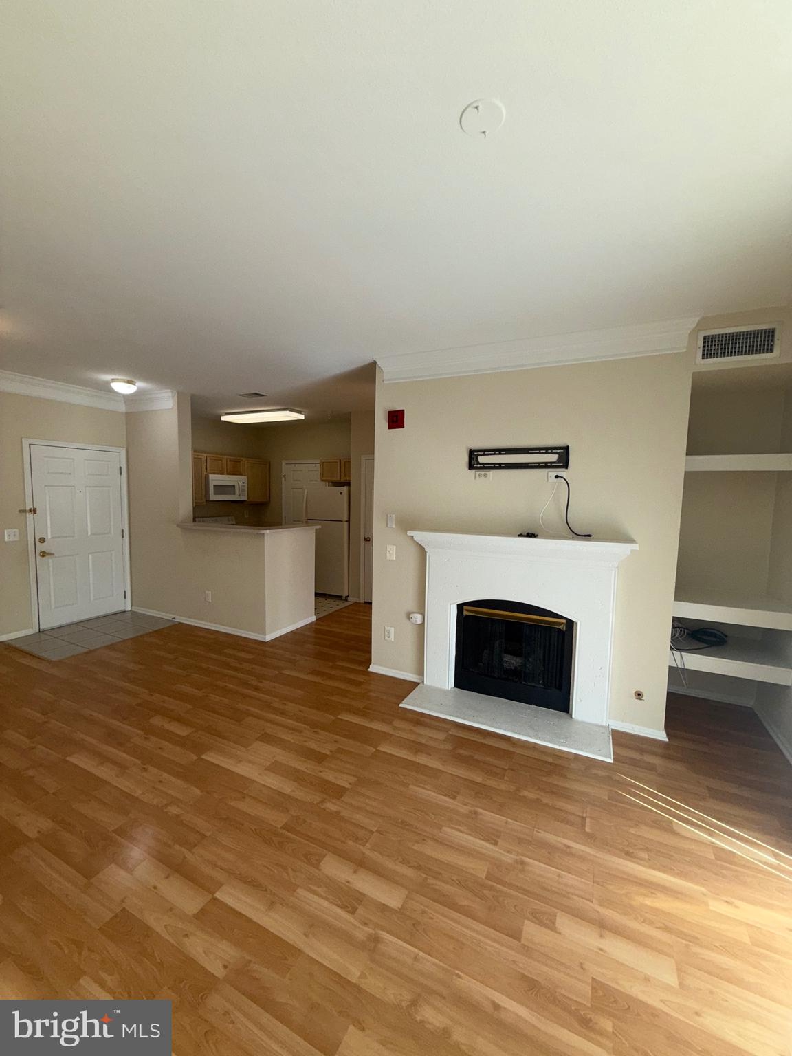 GATES OF MCLEAN - Residential Lease