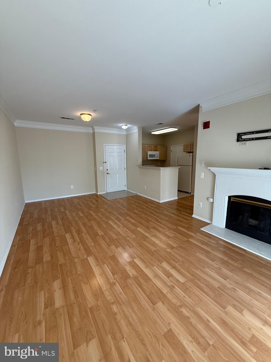 GATES OF MCLEAN - Residential Lease