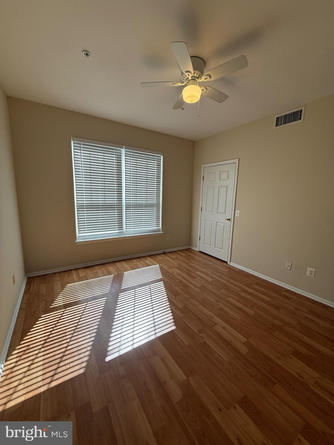 1601 SPRING GATE DRIVE 1212