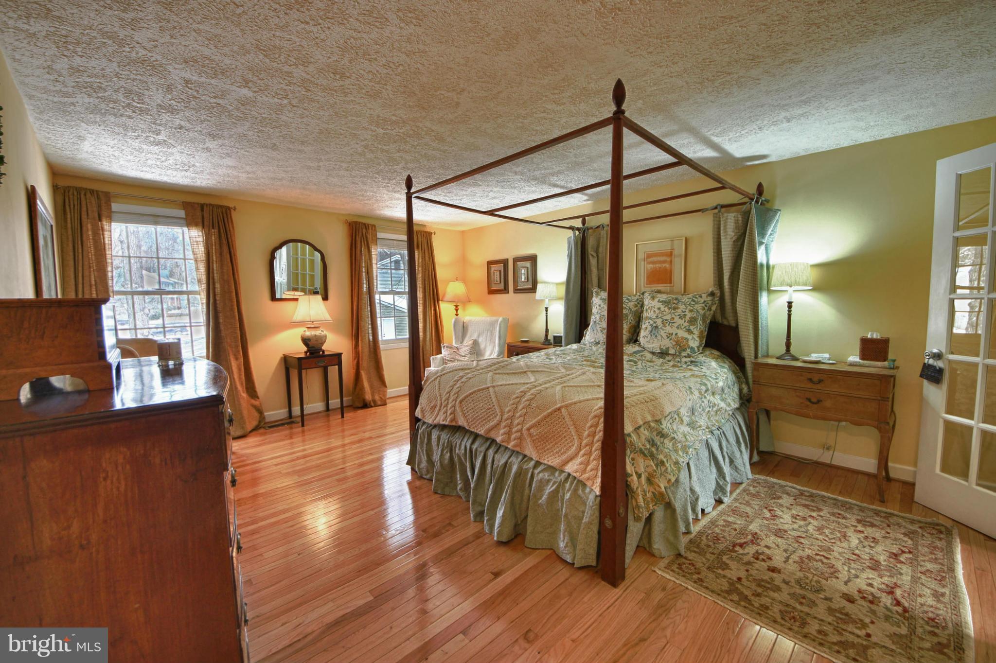 MONTCLAIR - Residential