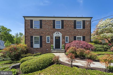 Photo of 7806 Fulbright Court, Bethesda, MD 20817 (MLS # MDMC2129182) Photo of 7806 Fulbright Court, Bethesda, MD 20817 (MLS # MDMC2129182)
