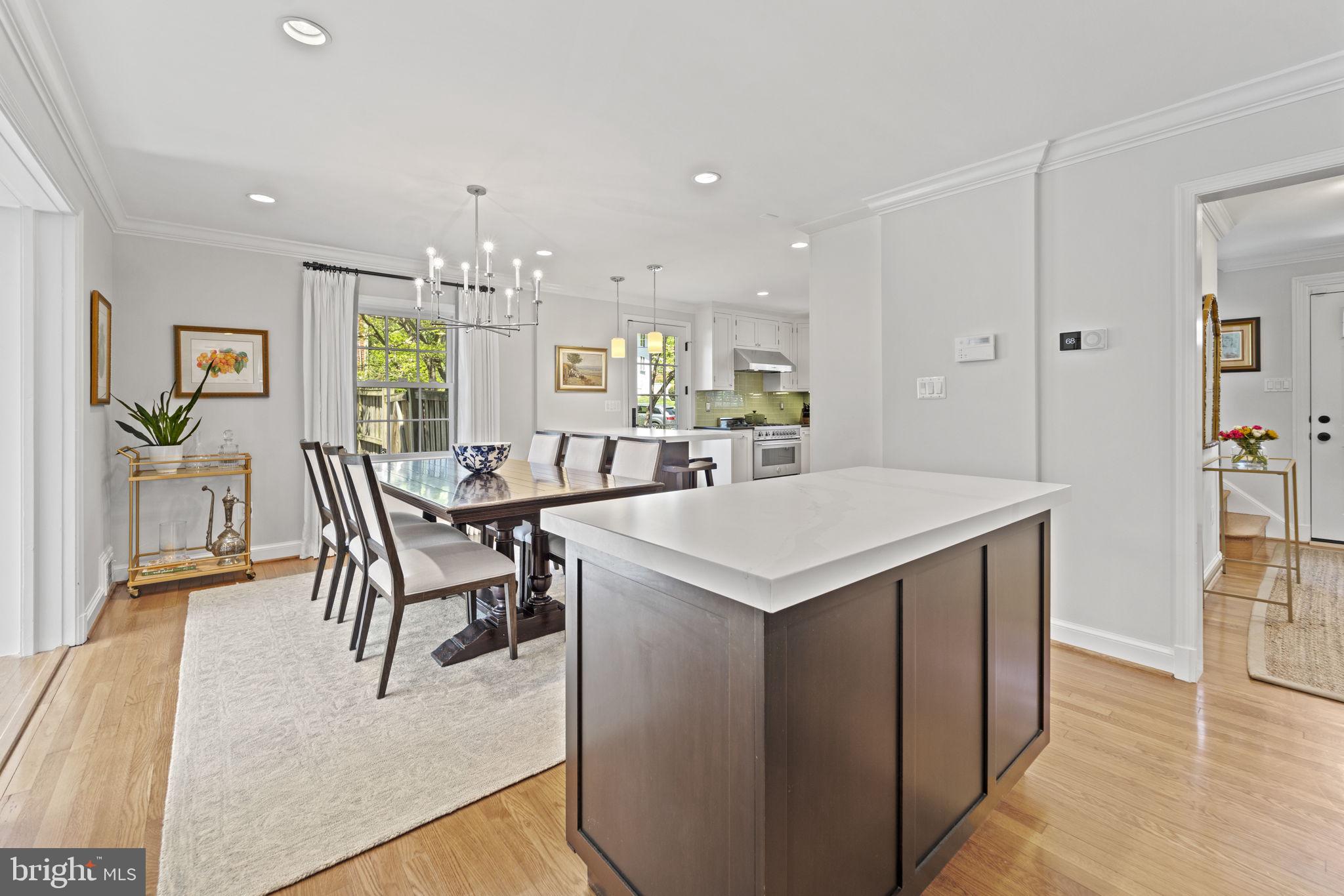 MARY KNOLLS - Residential