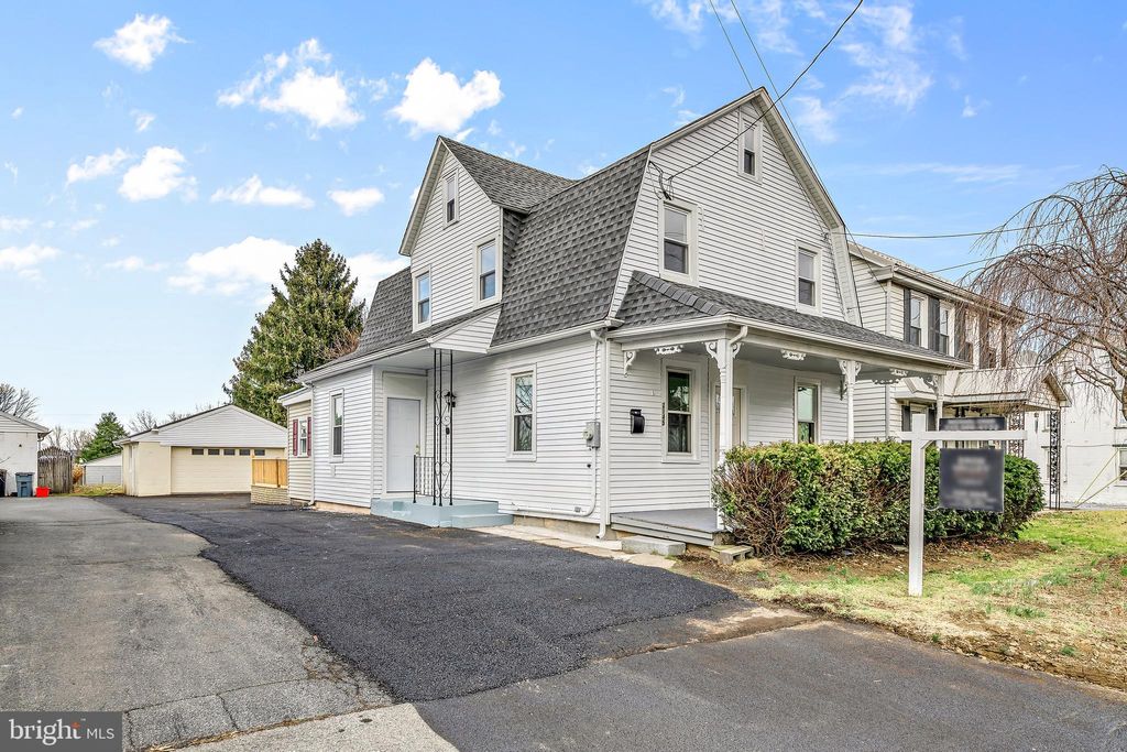 Photo of 2145 MAIN ST, LITITZ, PA 17543 (MLS # PALA2029866)