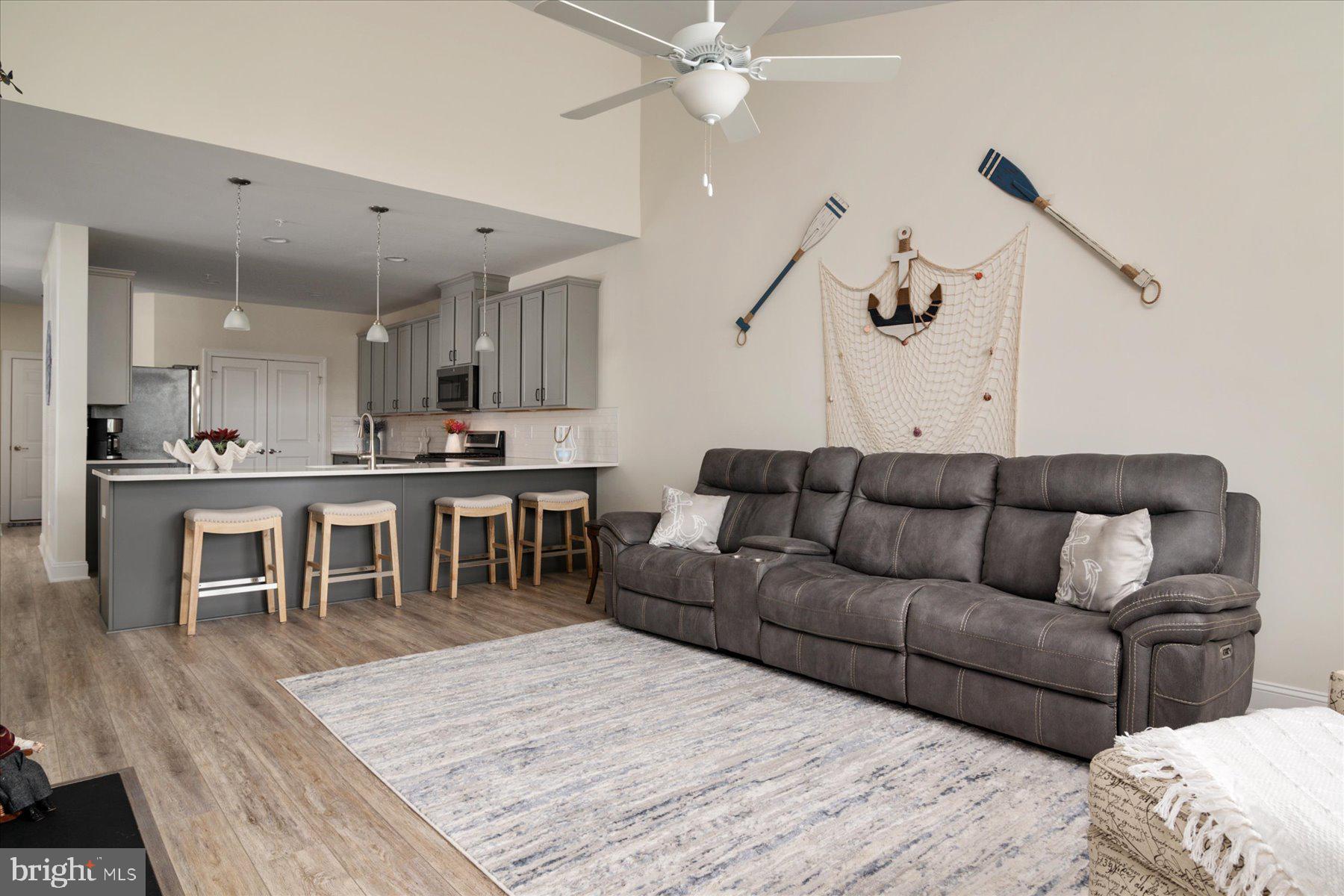 BAY BRIDGE COVE - Residential