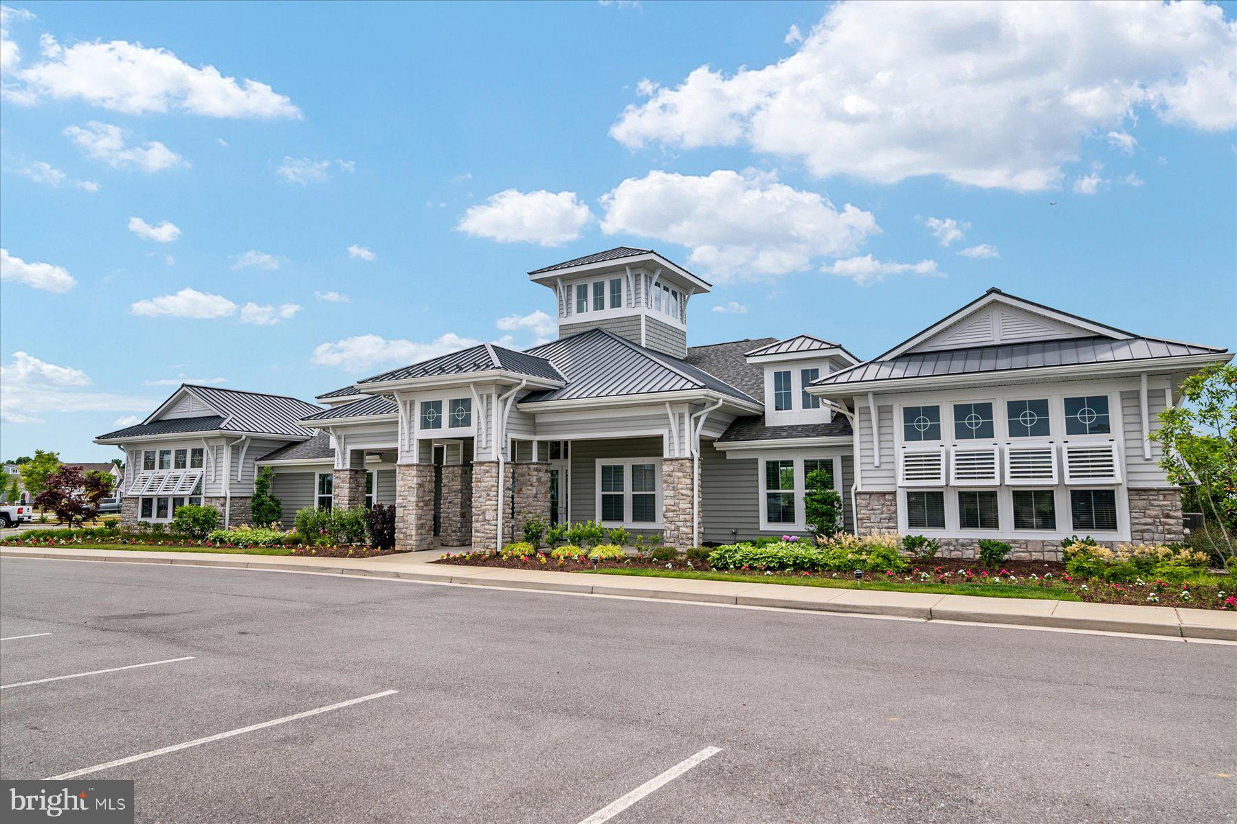 BAY BRIDGE COVE - Residential