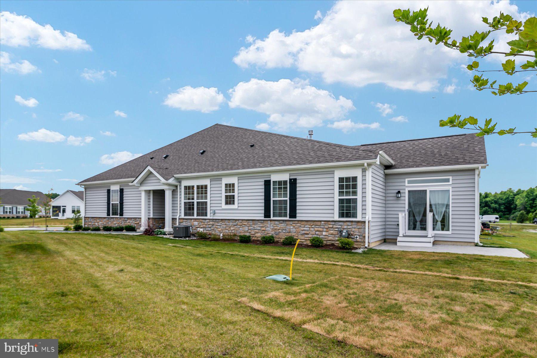 BAY BRIDGE COVE - Residential