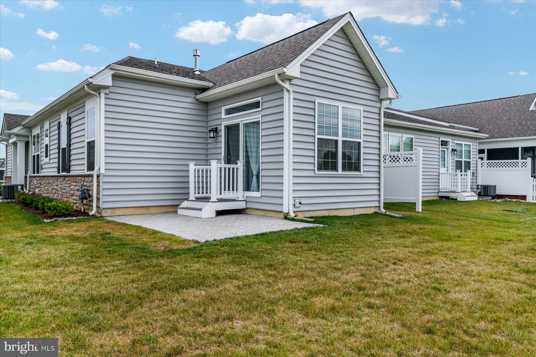 BAY BRIDGE COVE - Residential