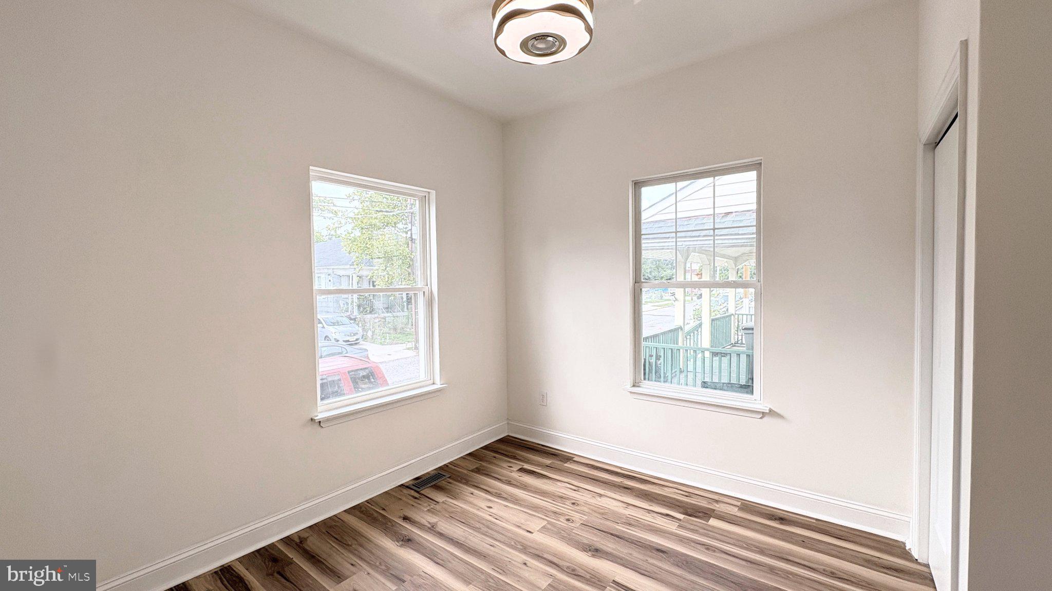 114 S CHESTER AVENUE