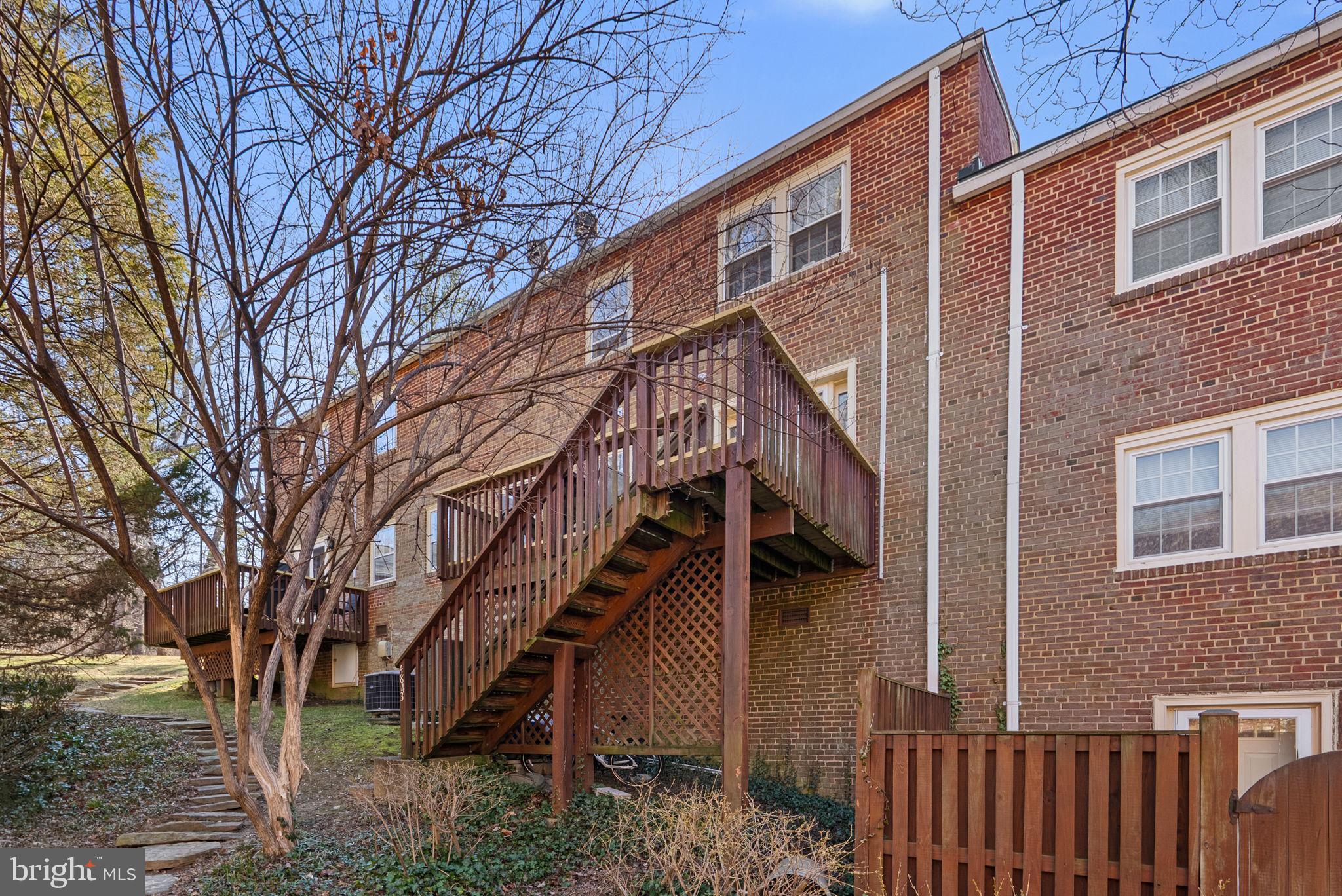 KENWOOD FOREST - Residential