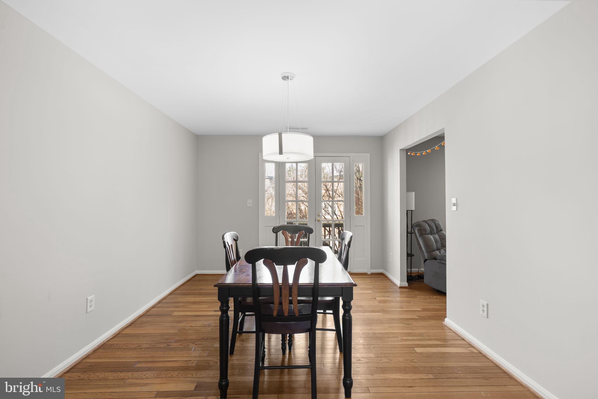 KENWOOD FOREST - Residential
