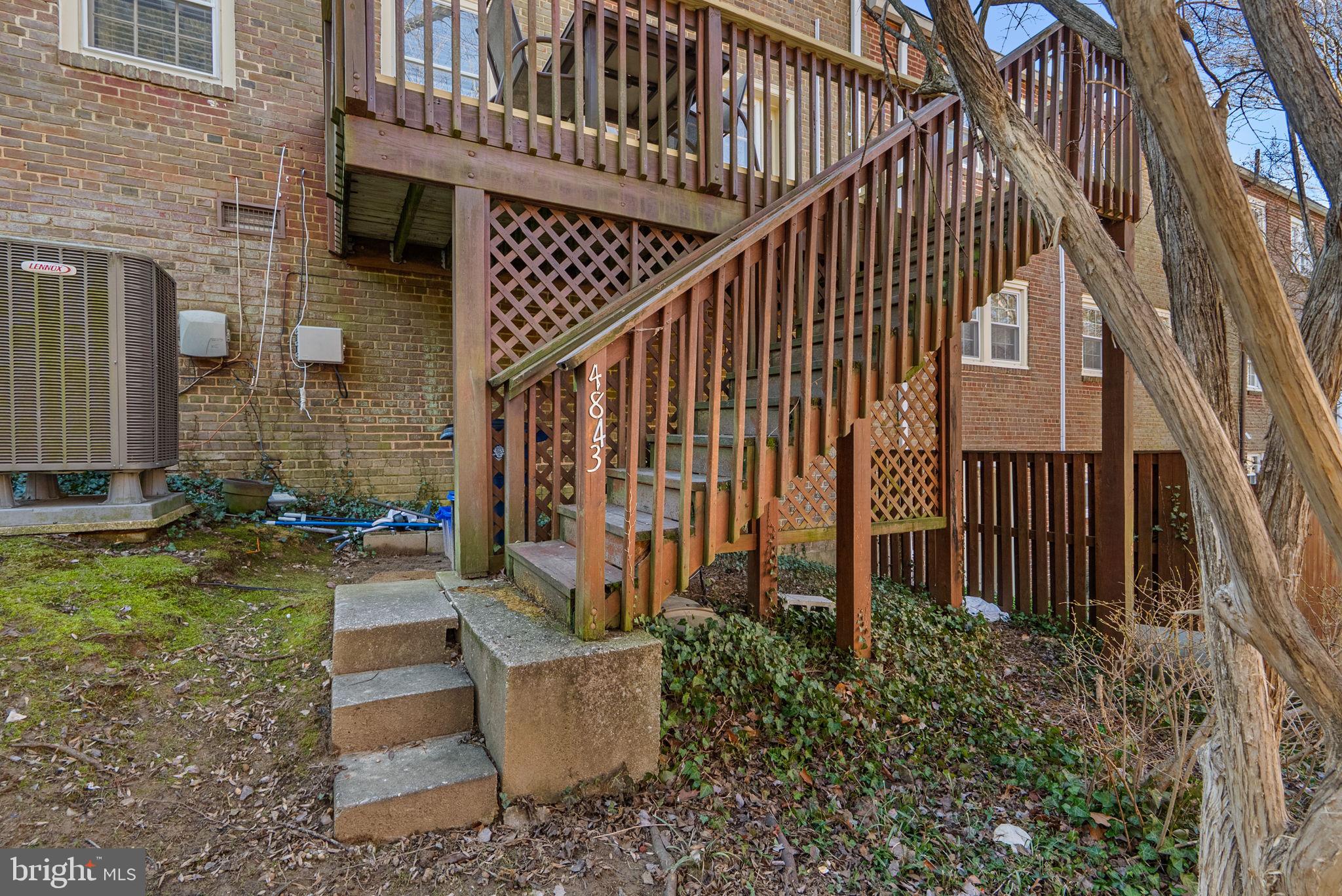 KENWOOD FOREST - Residential