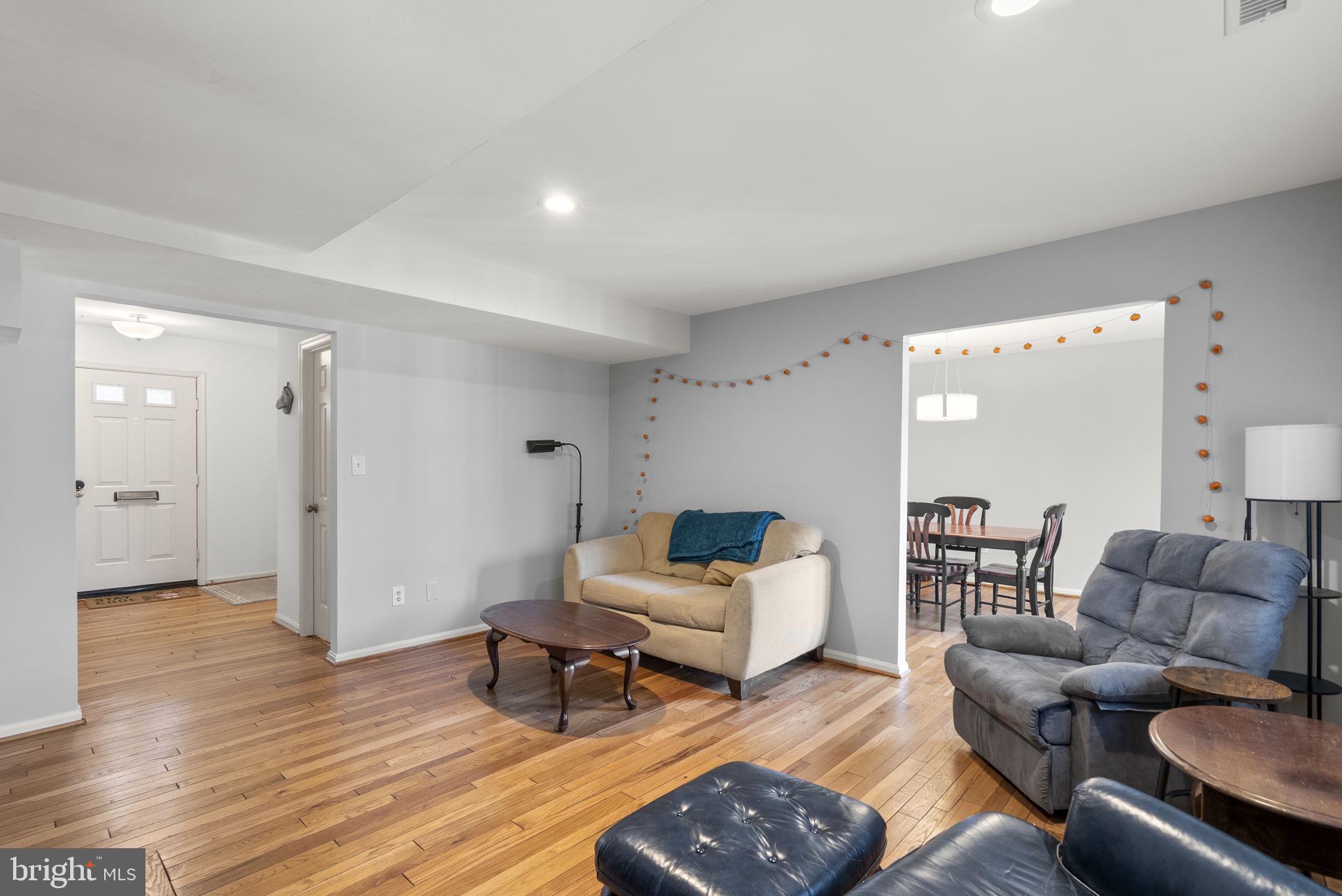 KENWOOD FOREST - Residential