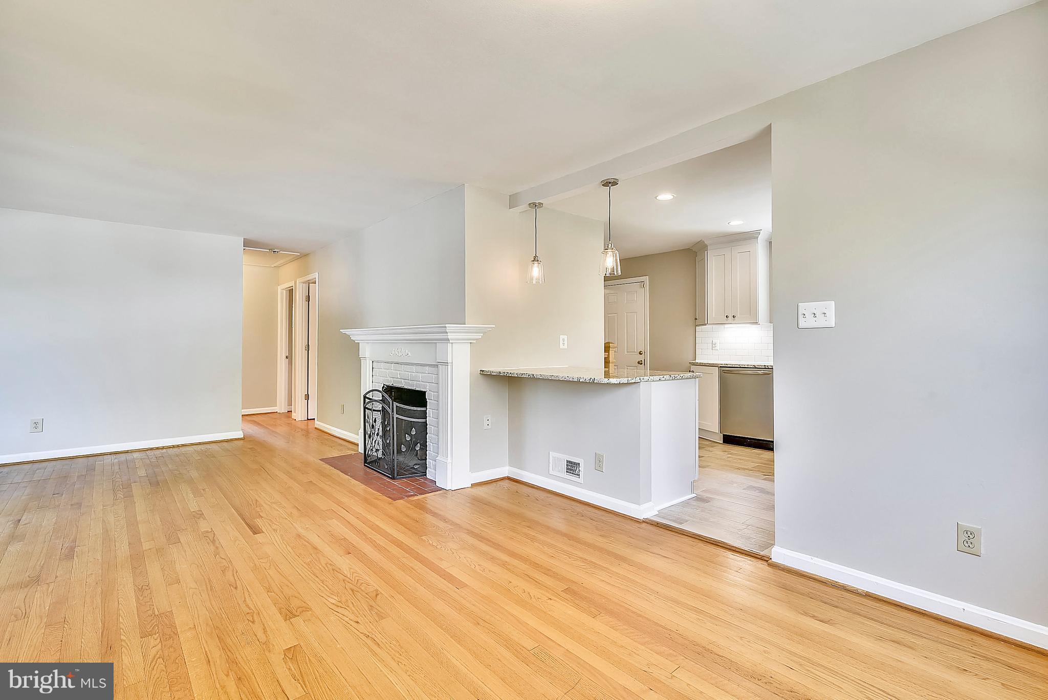 HOLLIN HALL VILLAGE - Residential Lease