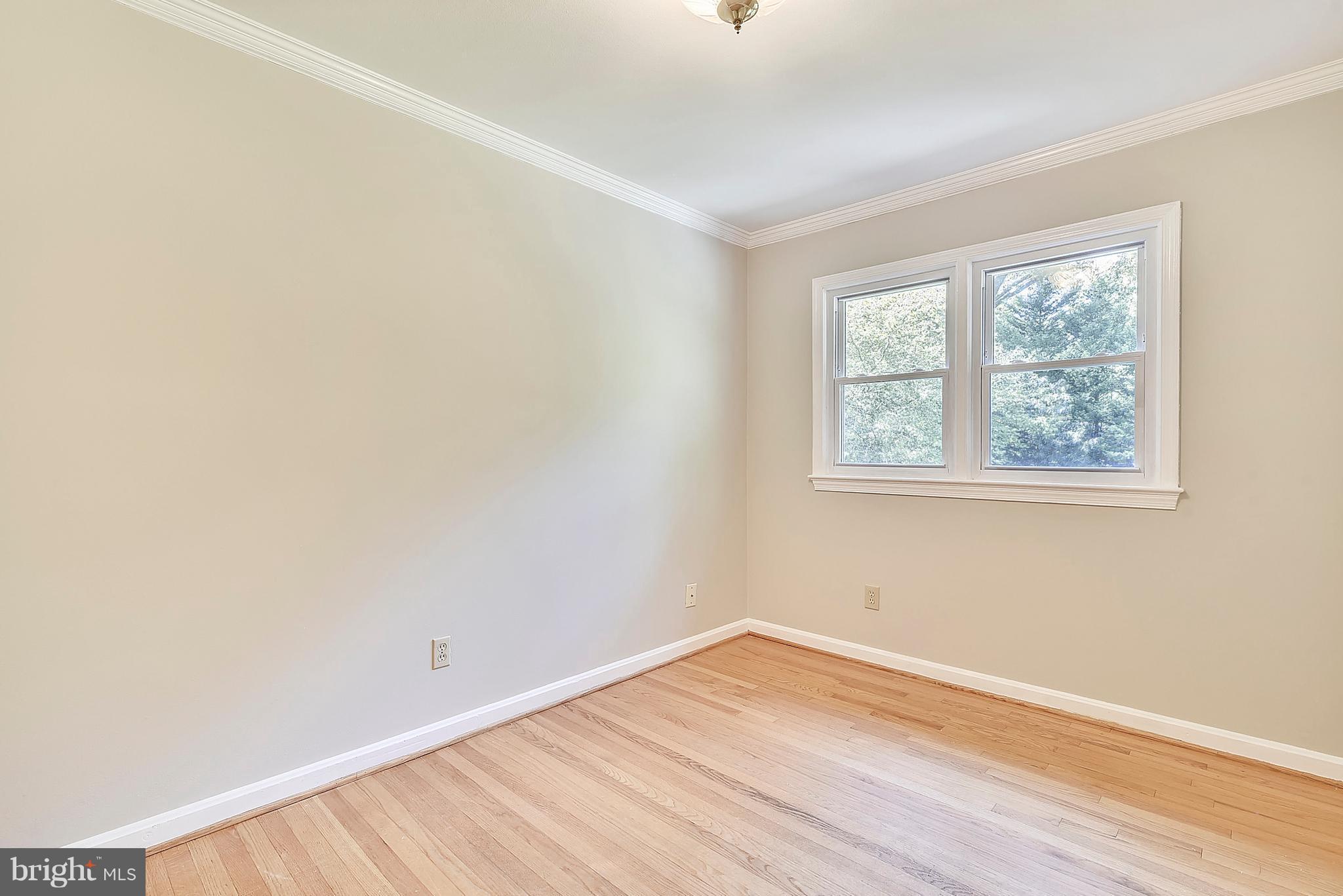 HOLLIN HALL VILLAGE - Residential Lease