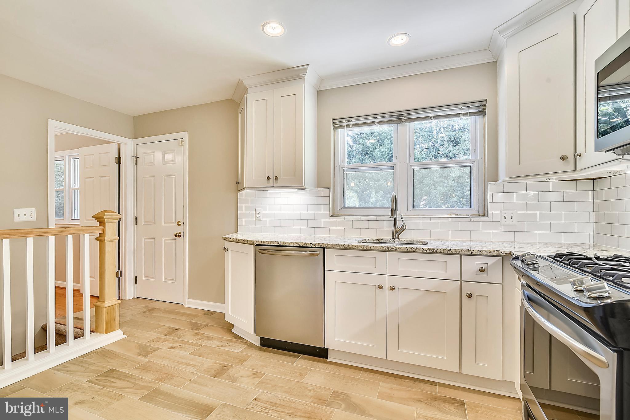 HOLLIN HALL VILLAGE - Residential Lease