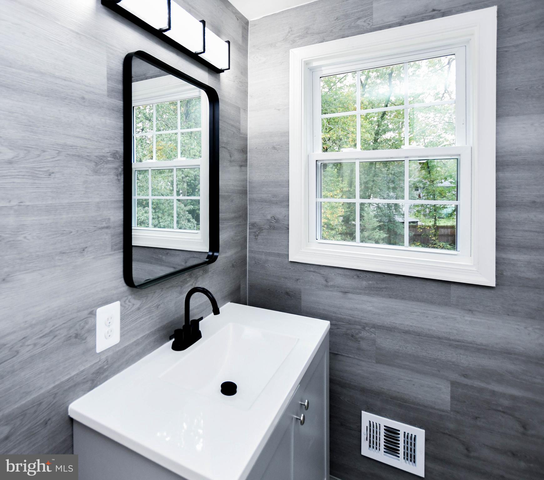 PINEWOOD - Residential