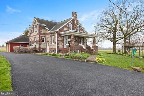 Photo of 2085 Harney Road, LITTLESTOWN, PA 17340 (MLS # PAAD2022824)